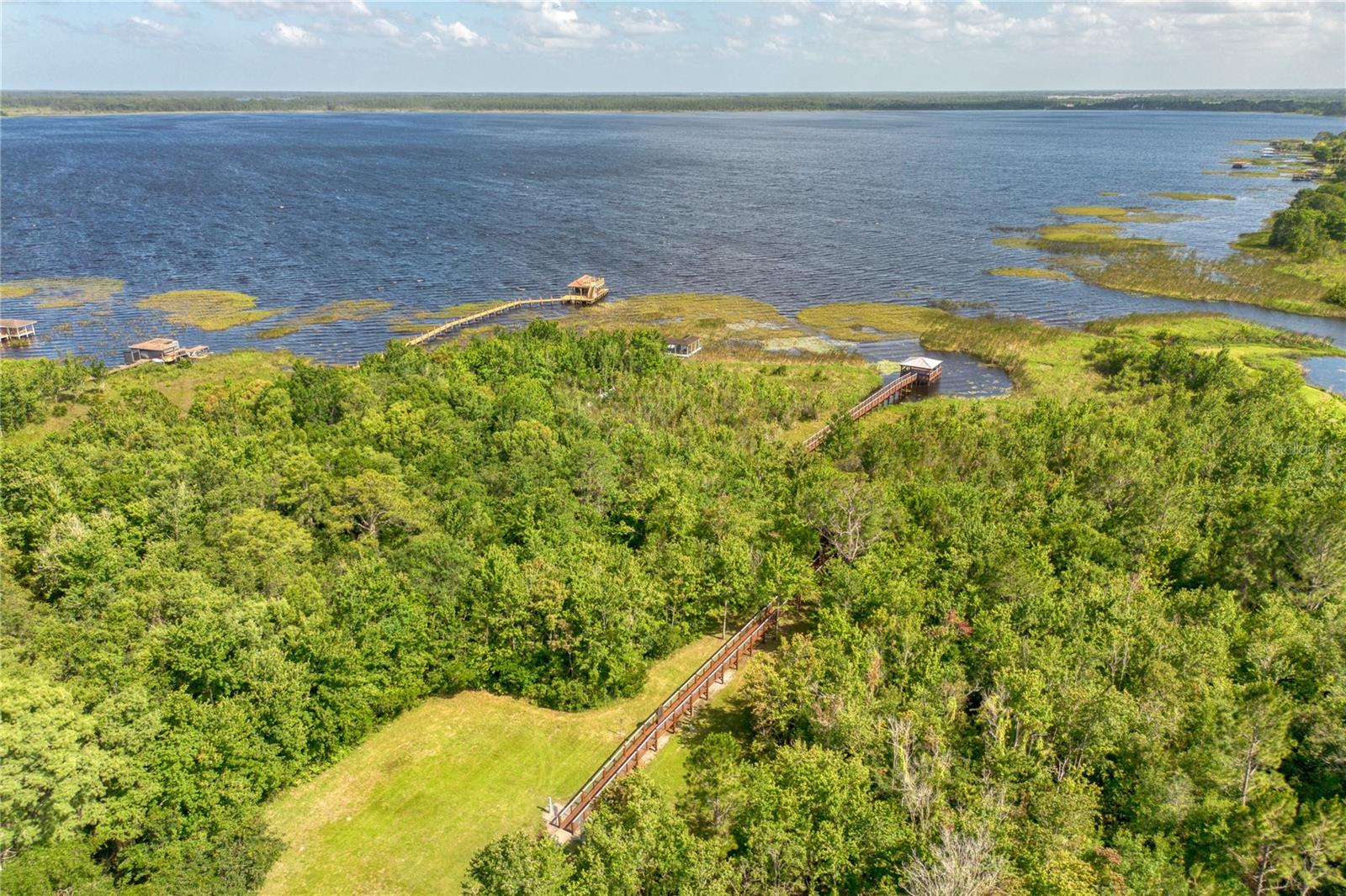 10174 MALLARD LANDINGS WAY, ORLANDO, FL, 32832