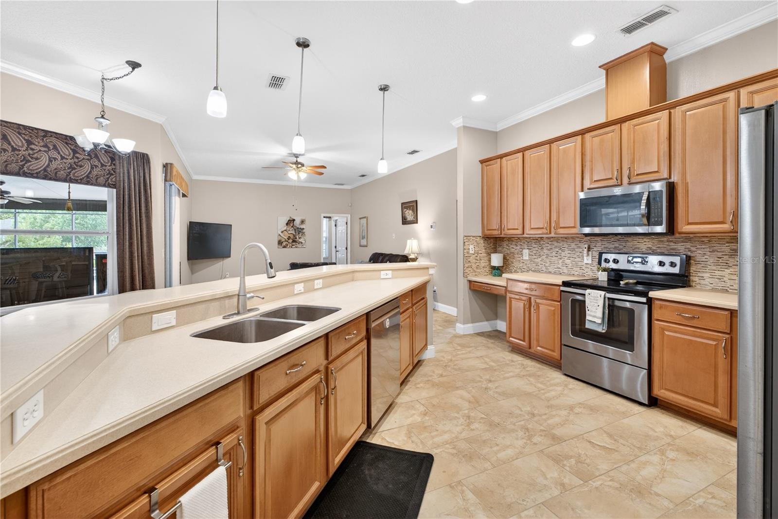 10174 MALLARD LANDINGS WAY, ORLANDO, FL, 32832