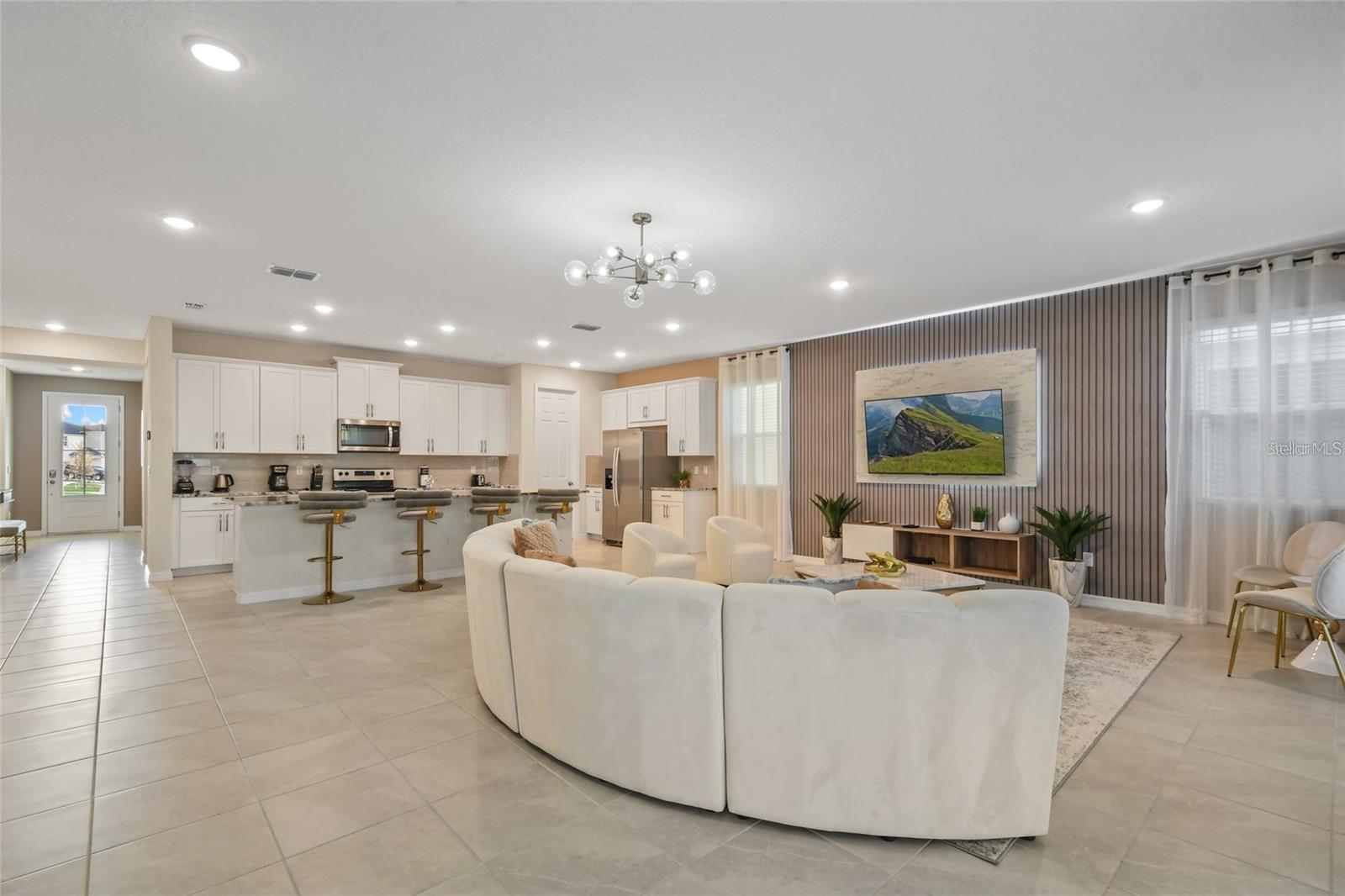 8905 COCONUT BREEZE DR, KISSIMMEE, FL, 34747