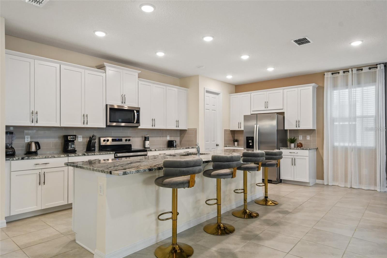 8905 COCONUT BREEZE DR, KISSIMMEE, FL, 34747