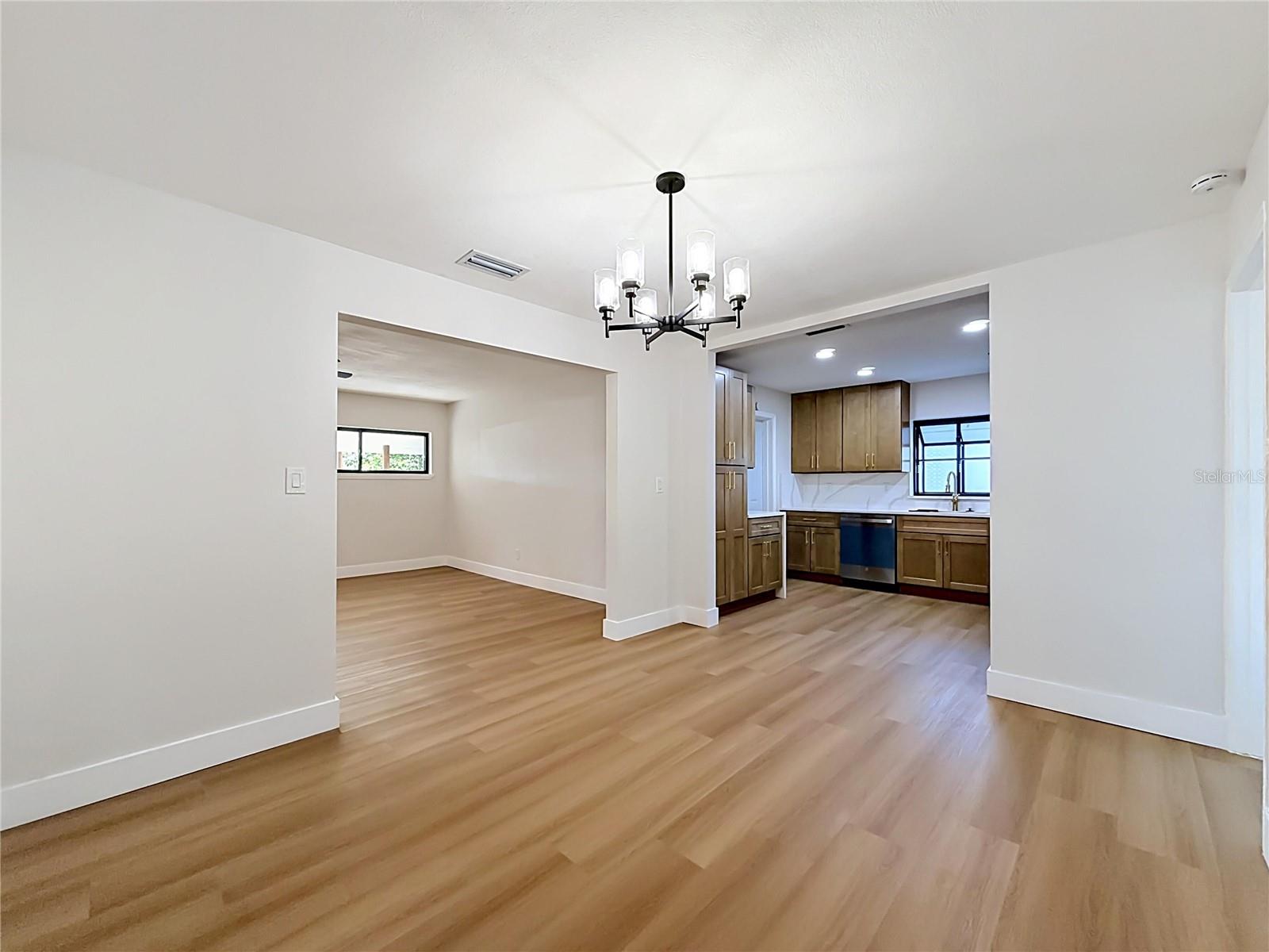 2105 SHAFFER PL, ORLANDO, FL, 32806