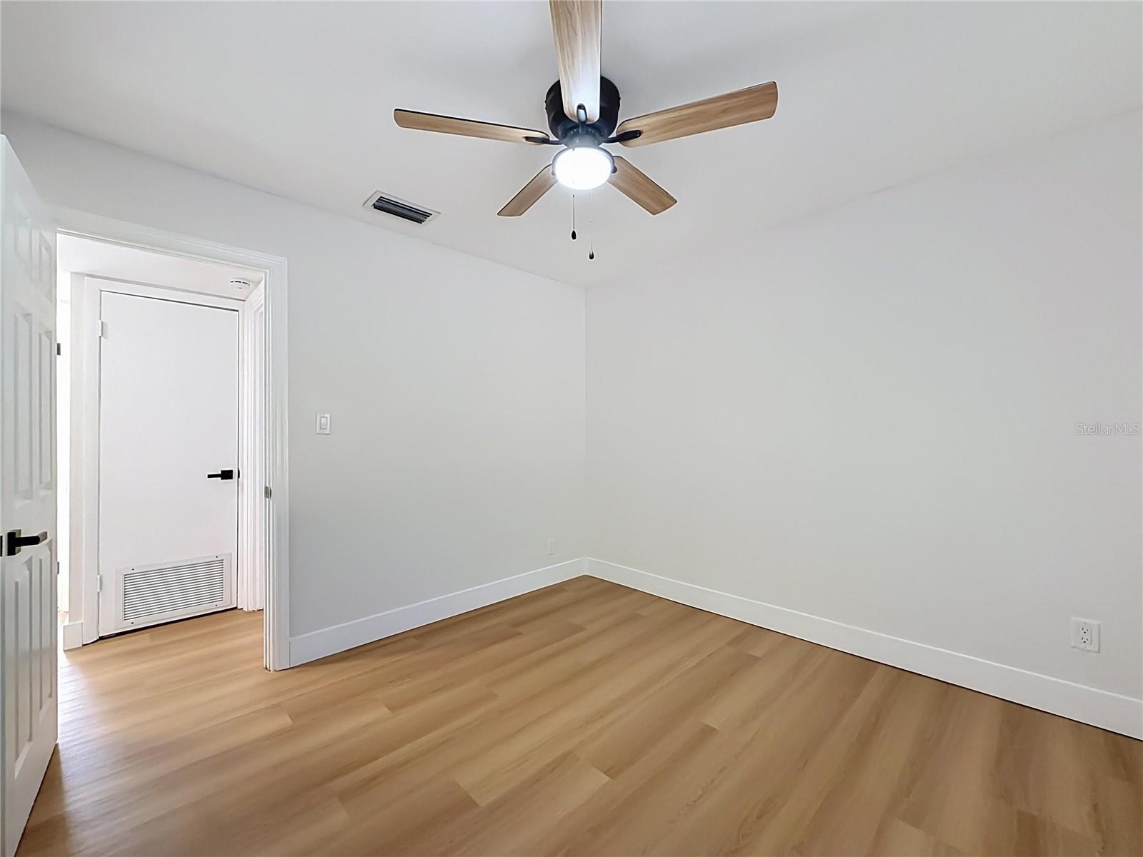 2105 SHAFFER PL, ORLANDO, FL, 32806