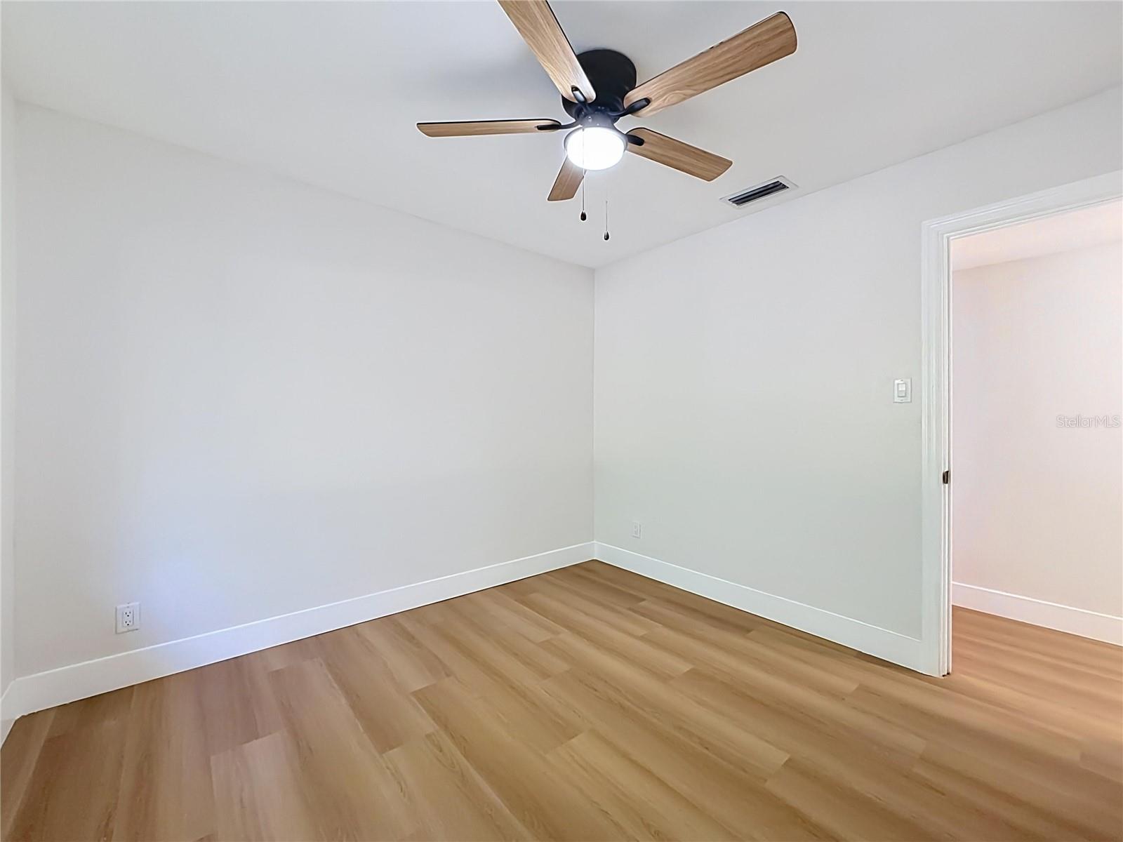 2105 SHAFFER PL, ORLANDO, FL, 32806