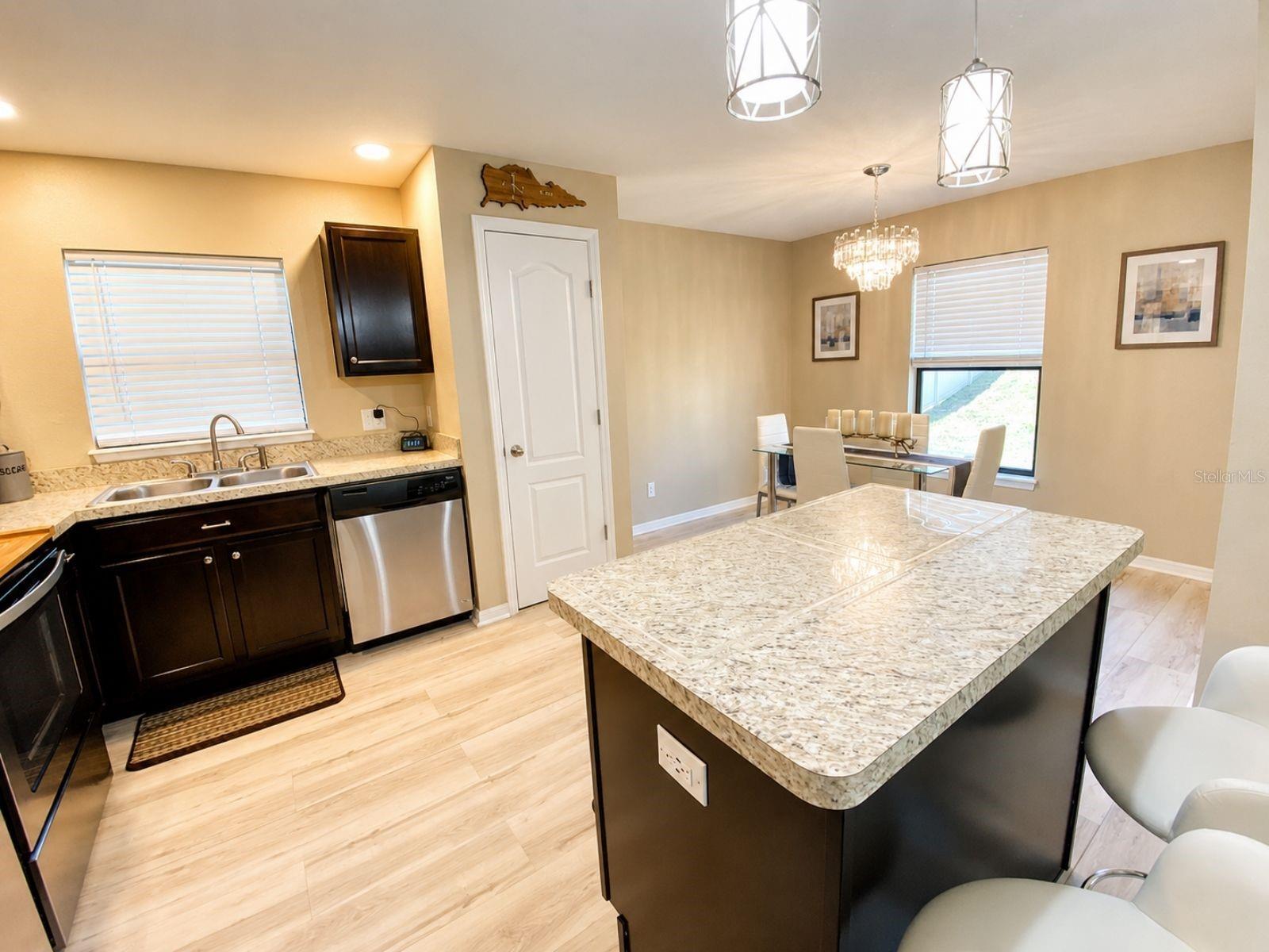 1604 ELLINGTON DR, DUNDEE, FL, 33838