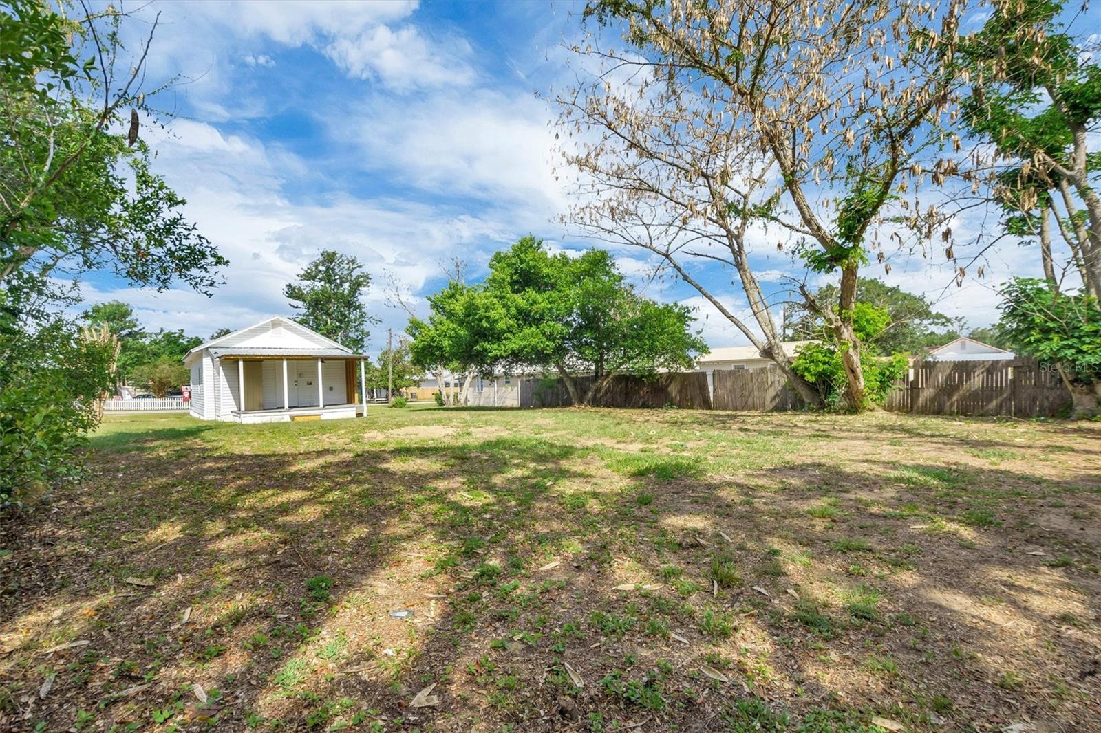 209 PINEY AVE, LAKE WALES, FL, 33898