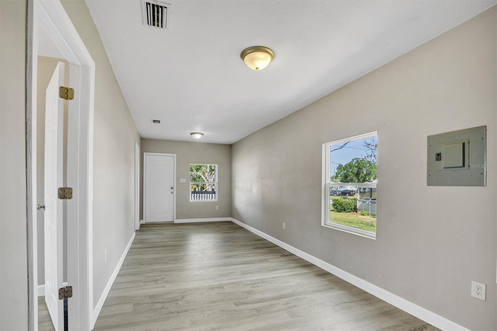 209 PINEY AVE, LAKE WALES, FL, 33898