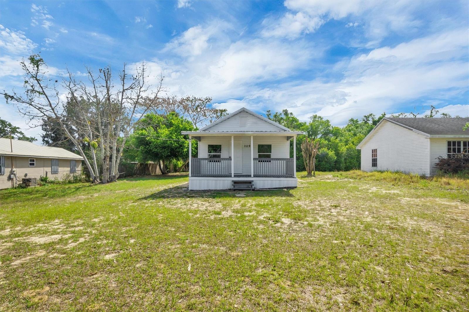209 PINEY AVE, LAKE WALES, FL, 33898