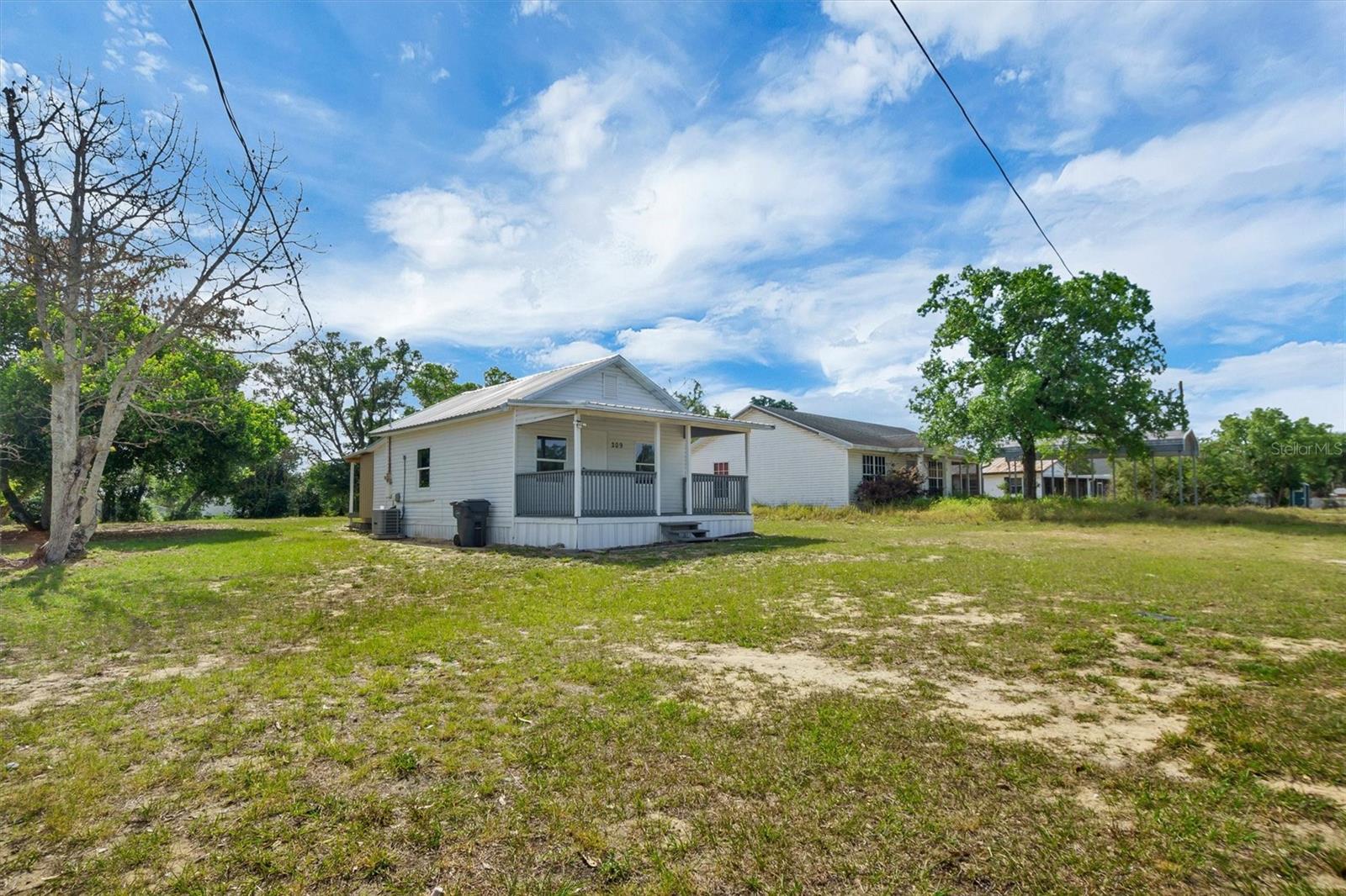 209 PINEY AVE, LAKE WALES, FL, 33898