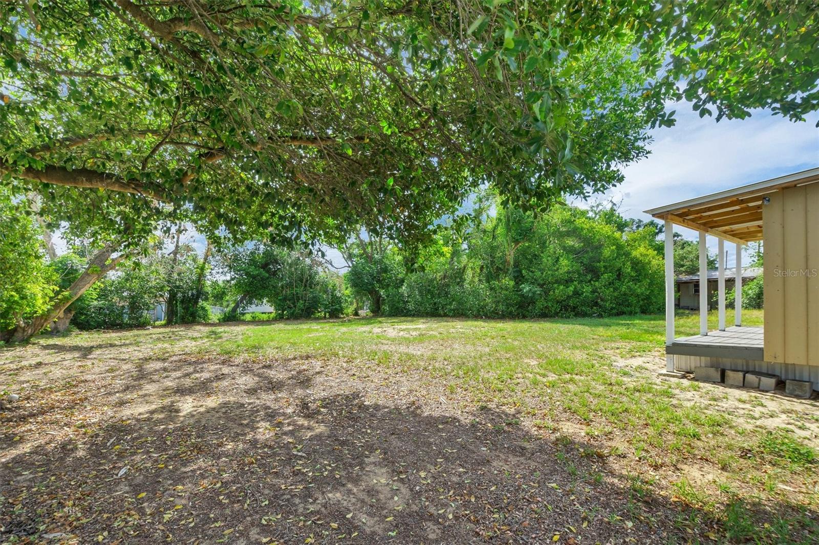 209 PINEY AVE, LAKE WALES, FL, 33898