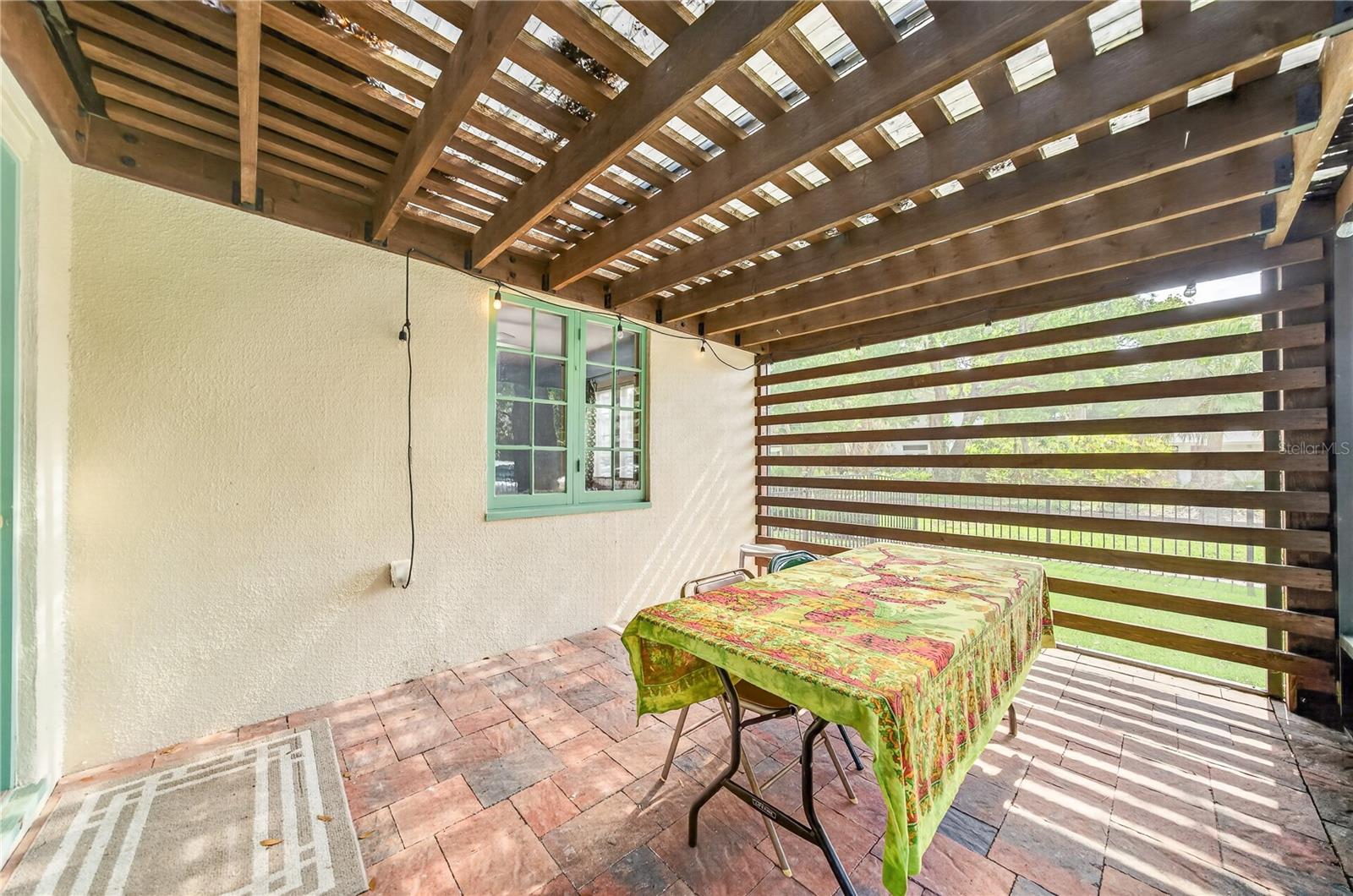 1216 GOLDEN LN, ORLANDO, FL, 32804