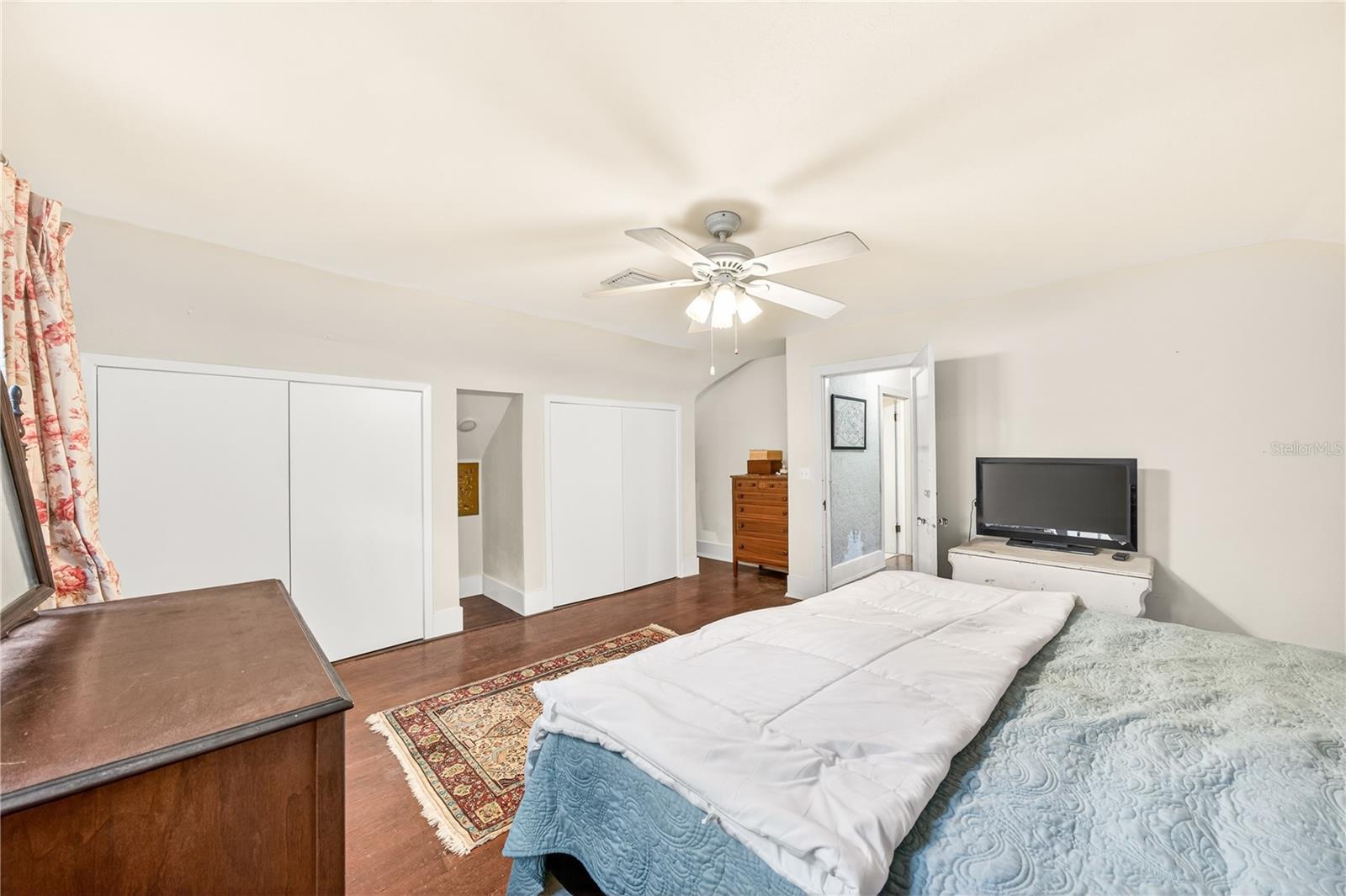 1216 GOLDEN LN, ORLANDO, FL, 32804