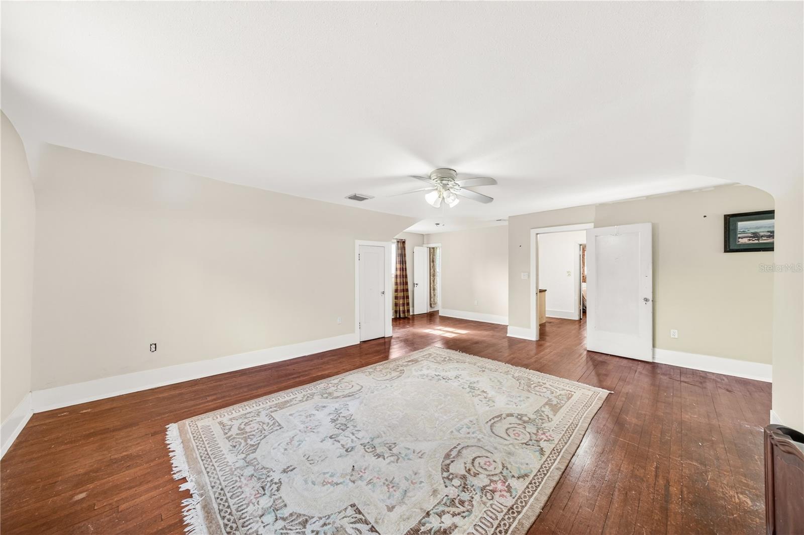 1216 GOLDEN LN, ORLANDO, FL, 32804