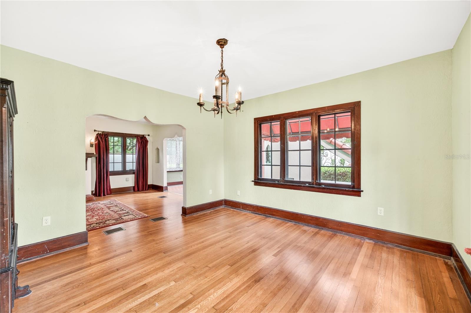 1216 GOLDEN LN, ORLANDO, FL, 32804