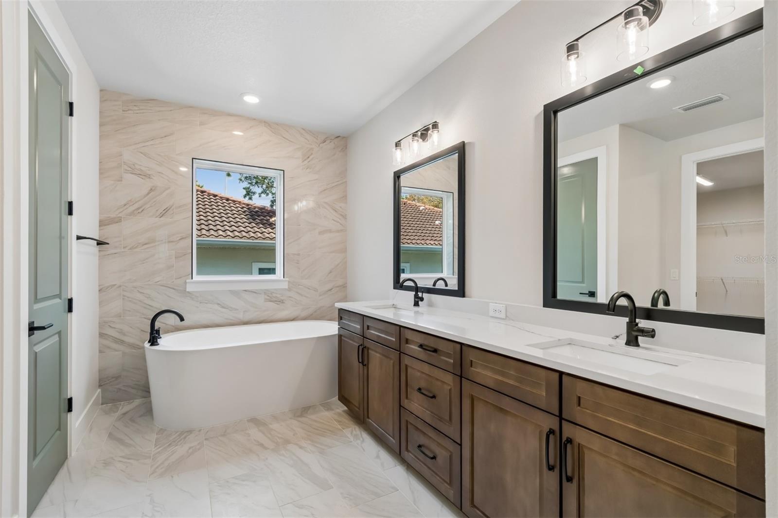 12287 ARMENIA GABLES CIR, TAMPA, FL, 33612
