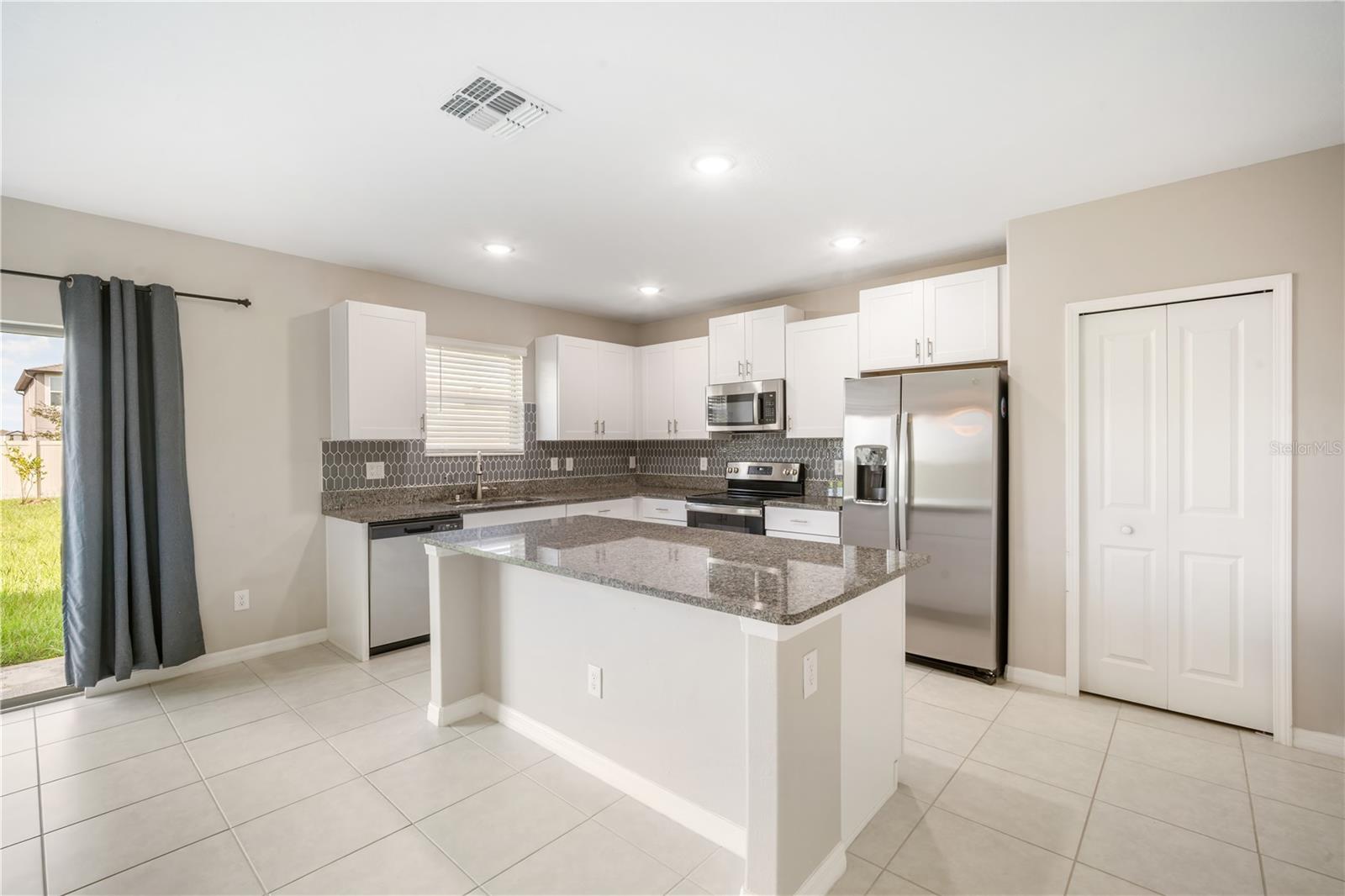 8893 PARSONS HILL BLVD, WESLEY CHAPEL, FL, 33545