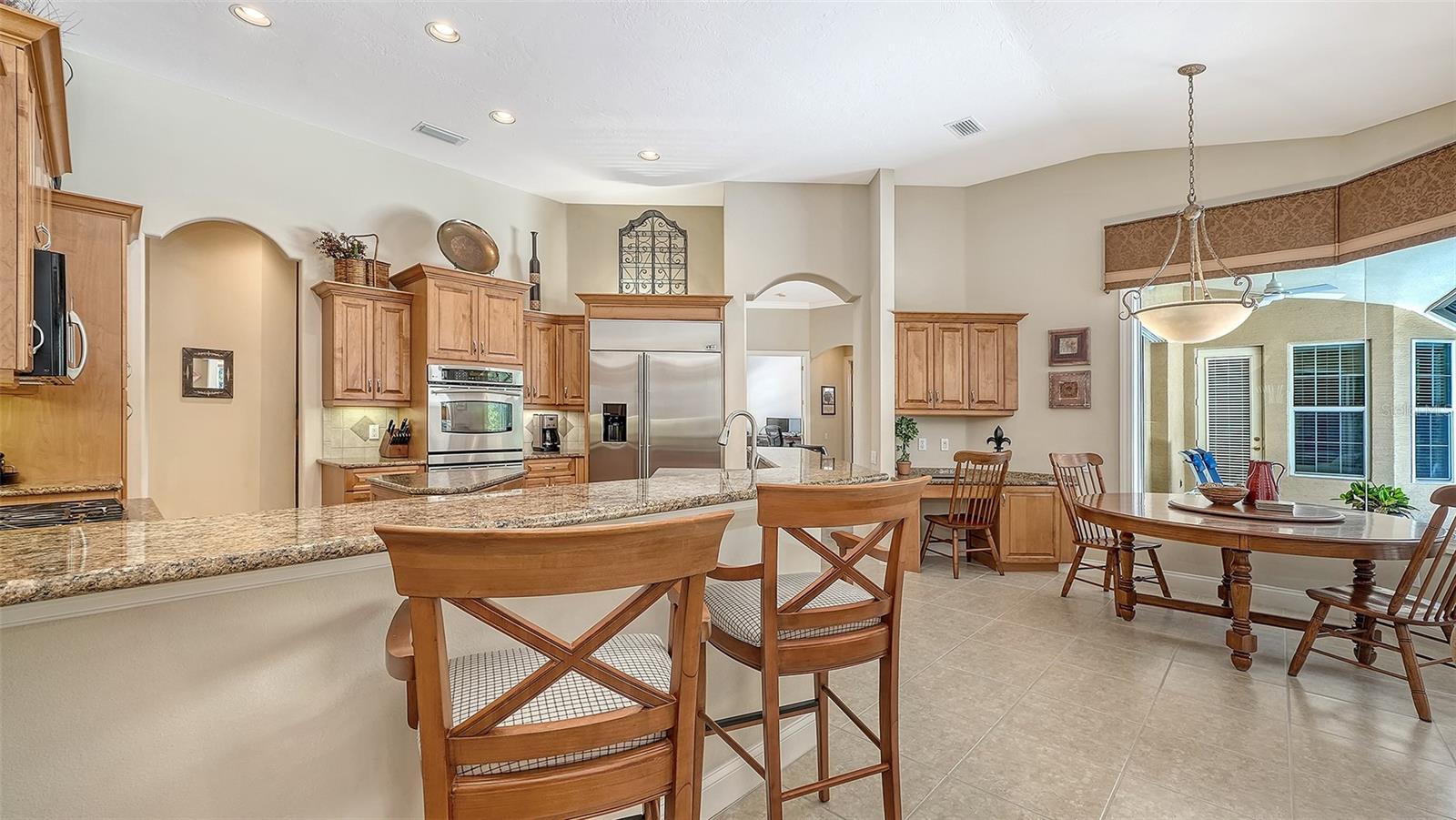 7507 ABBEY GLN, BRADENTON, FL, 34202