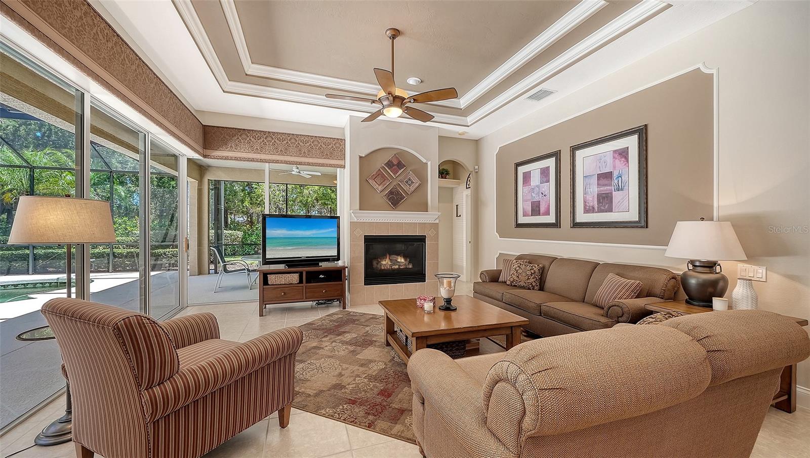 7507 ABBEY GLN, BRADENTON, FL, 34202