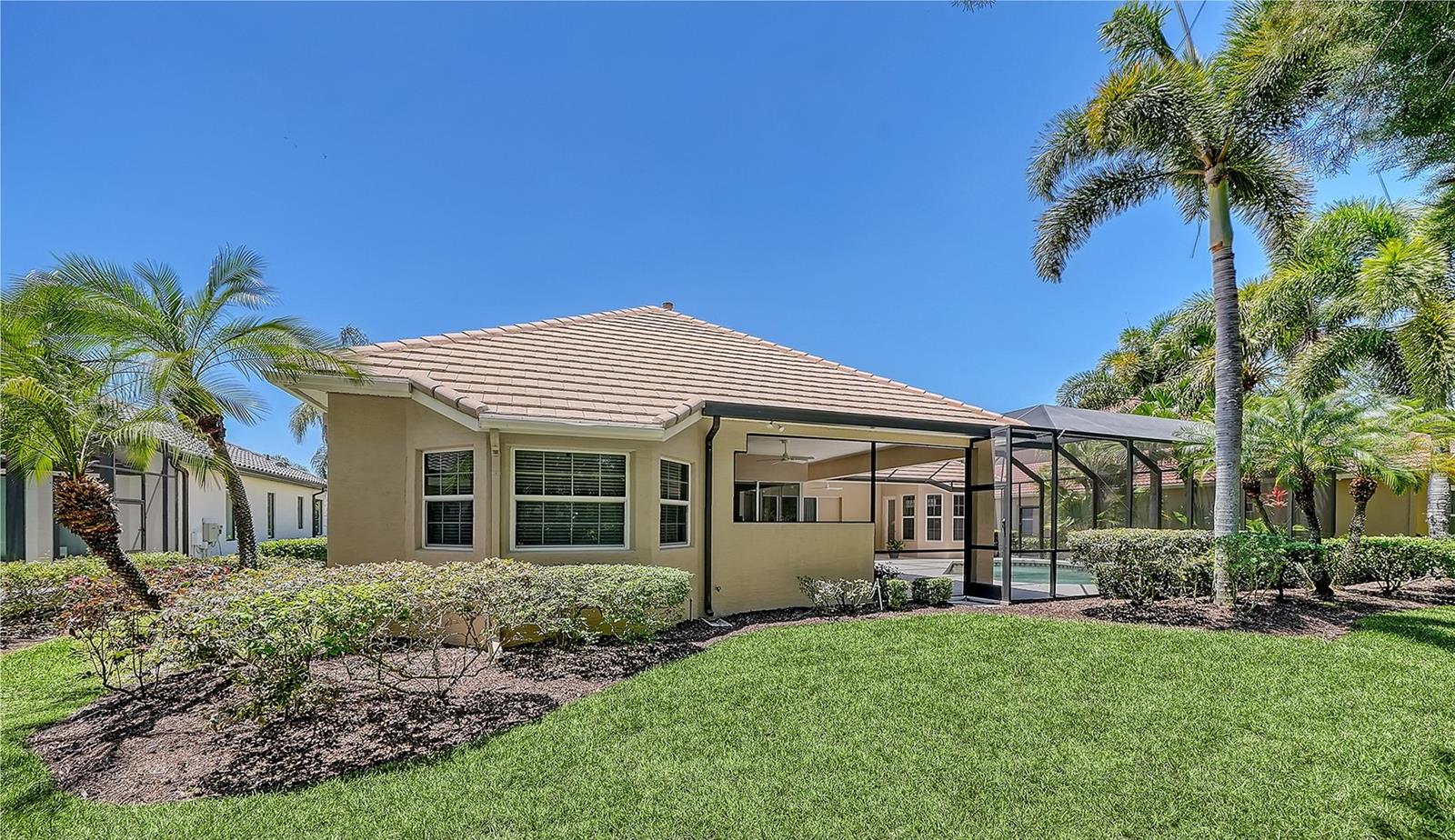 7507 ABBEY GLN, BRADENTON, FL, 34202