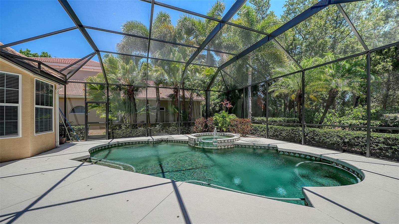 7507 ABBEY GLN, BRADENTON, FL, 34202