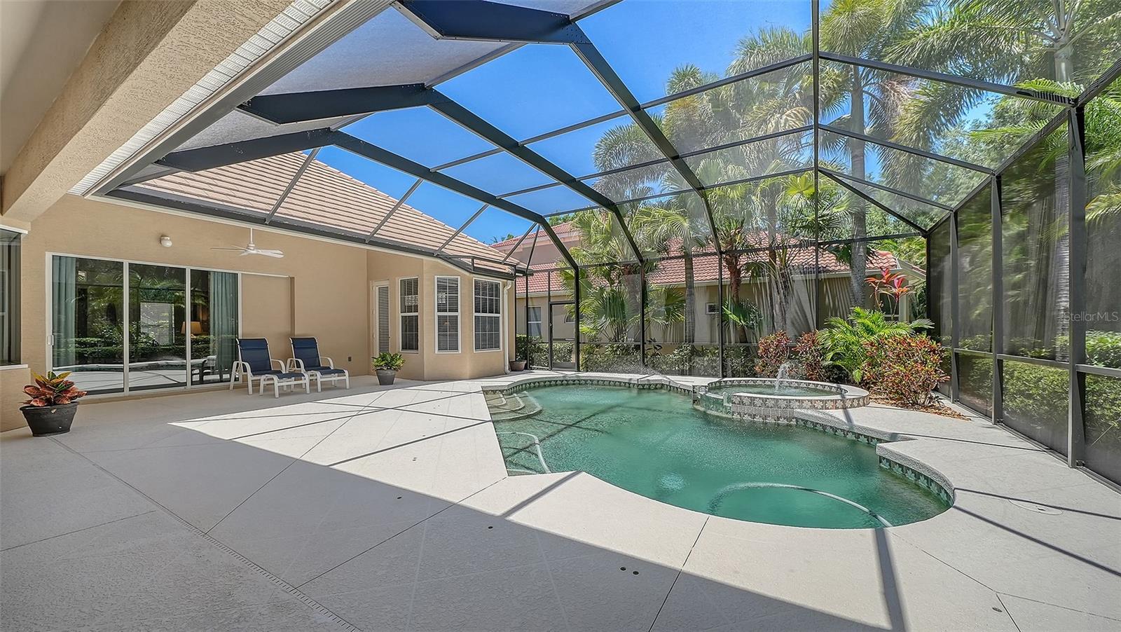 7507 ABBEY GLN, BRADENTON, FL, 34202