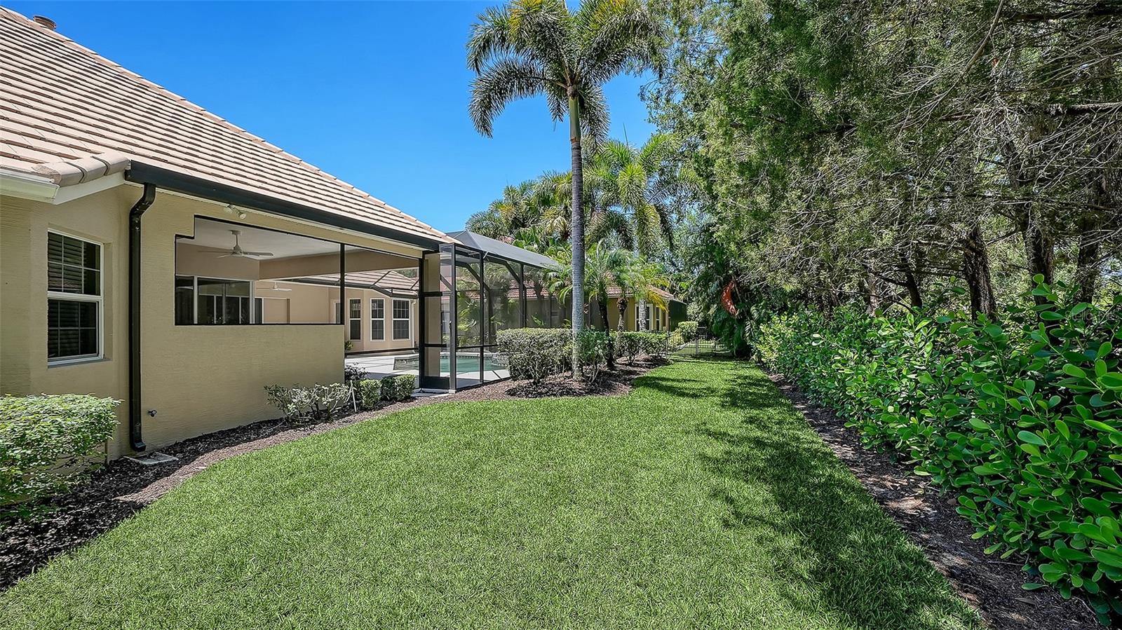 7507 ABBEY GLN, BRADENTON, FL, 34202