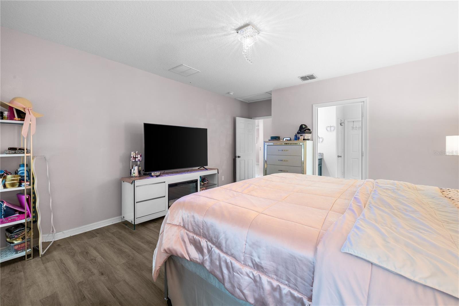 2824 NOBLE CROW DR, KISSIMMEE, FL, 34744
