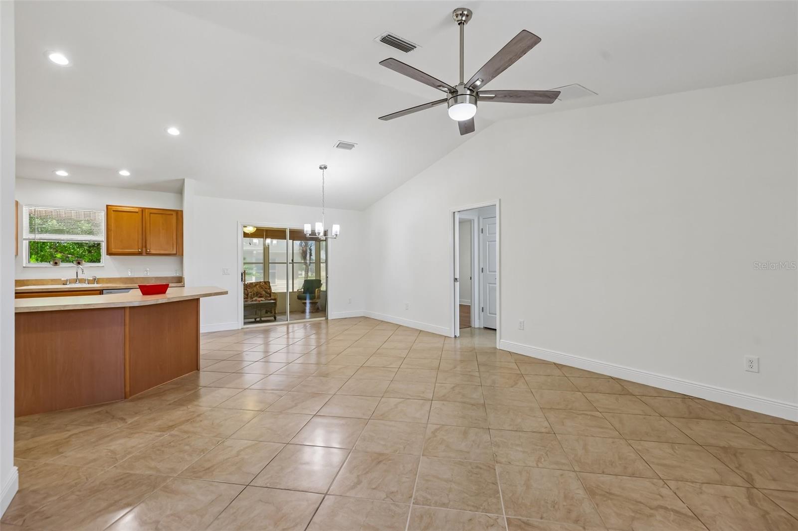 1000 KENOVA AVE, THE VILLAGES, FL, 32162