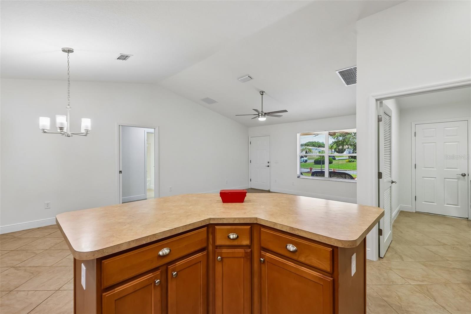 1000 KENOVA AVE, THE VILLAGES, FL, 32162