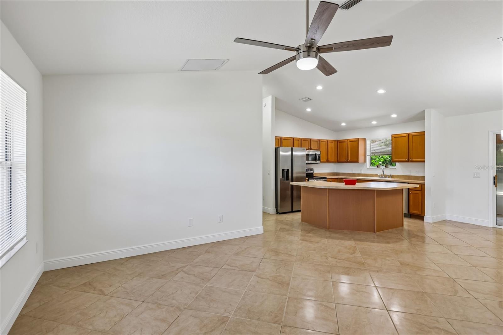 1000 KENOVA AVE, THE VILLAGES, FL, 32162