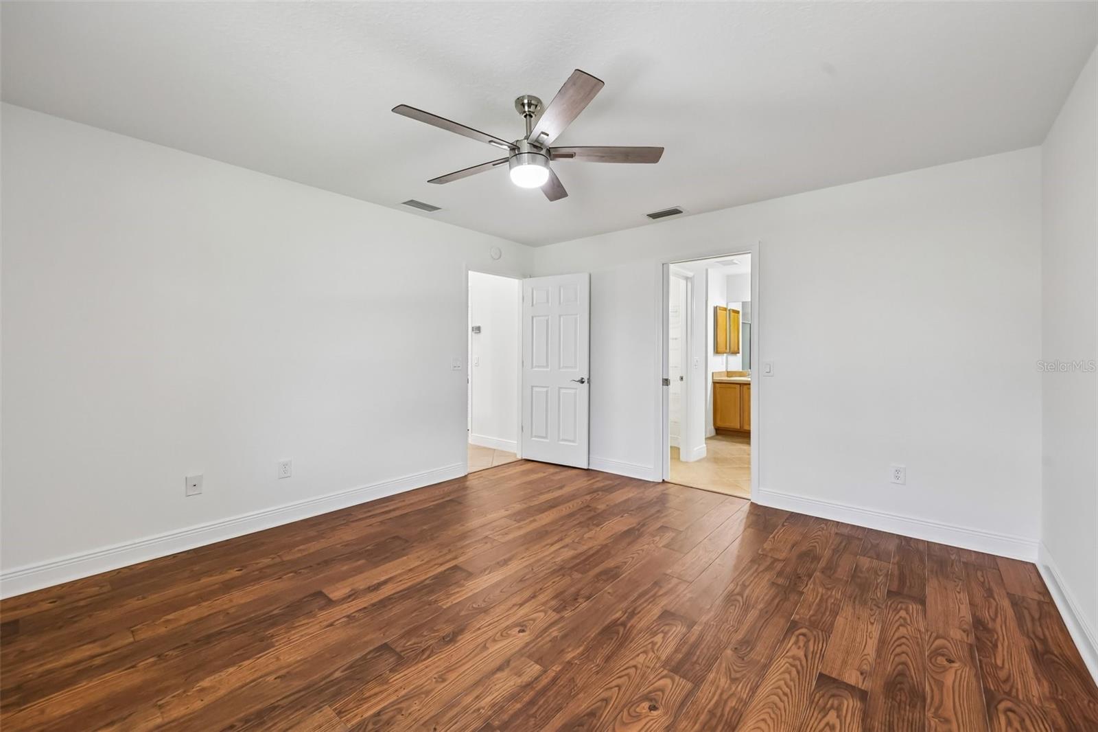 1000 KENOVA AVE, THE VILLAGES, FL, 32162