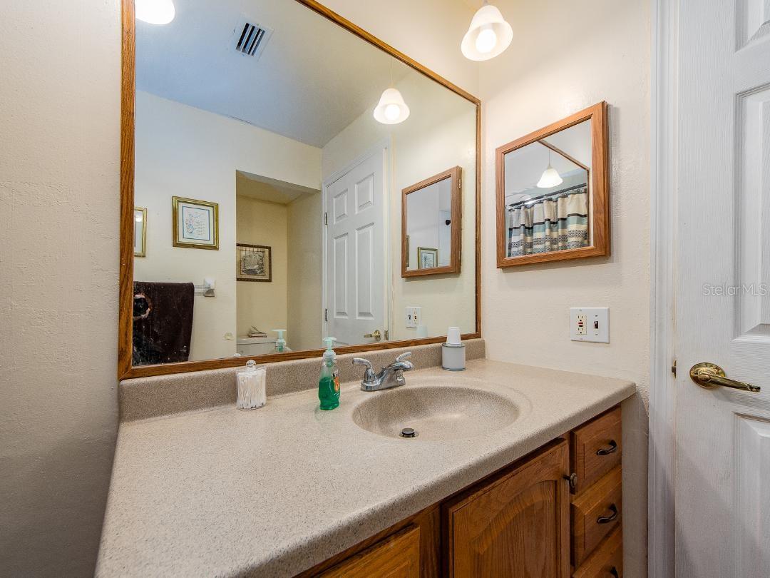 12435 MONARCH CIR, SEMINOLE, FL, 33772