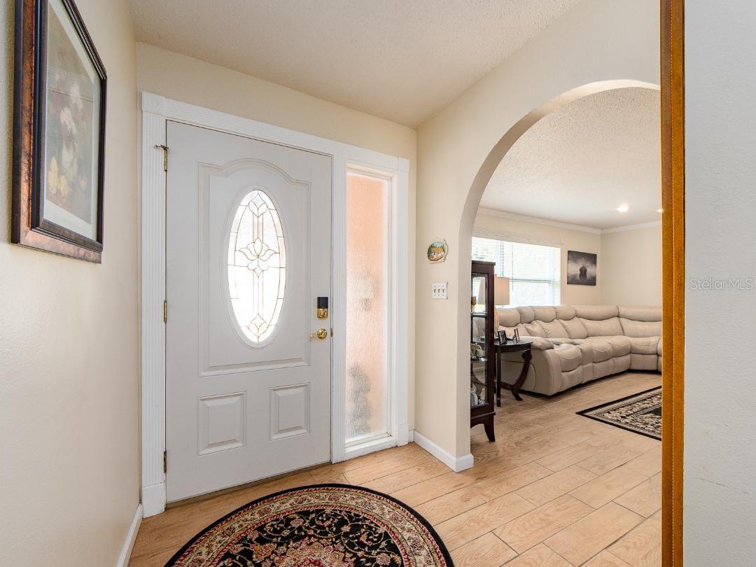 12435 MONARCH CIR, SEMINOLE, FL, 33772