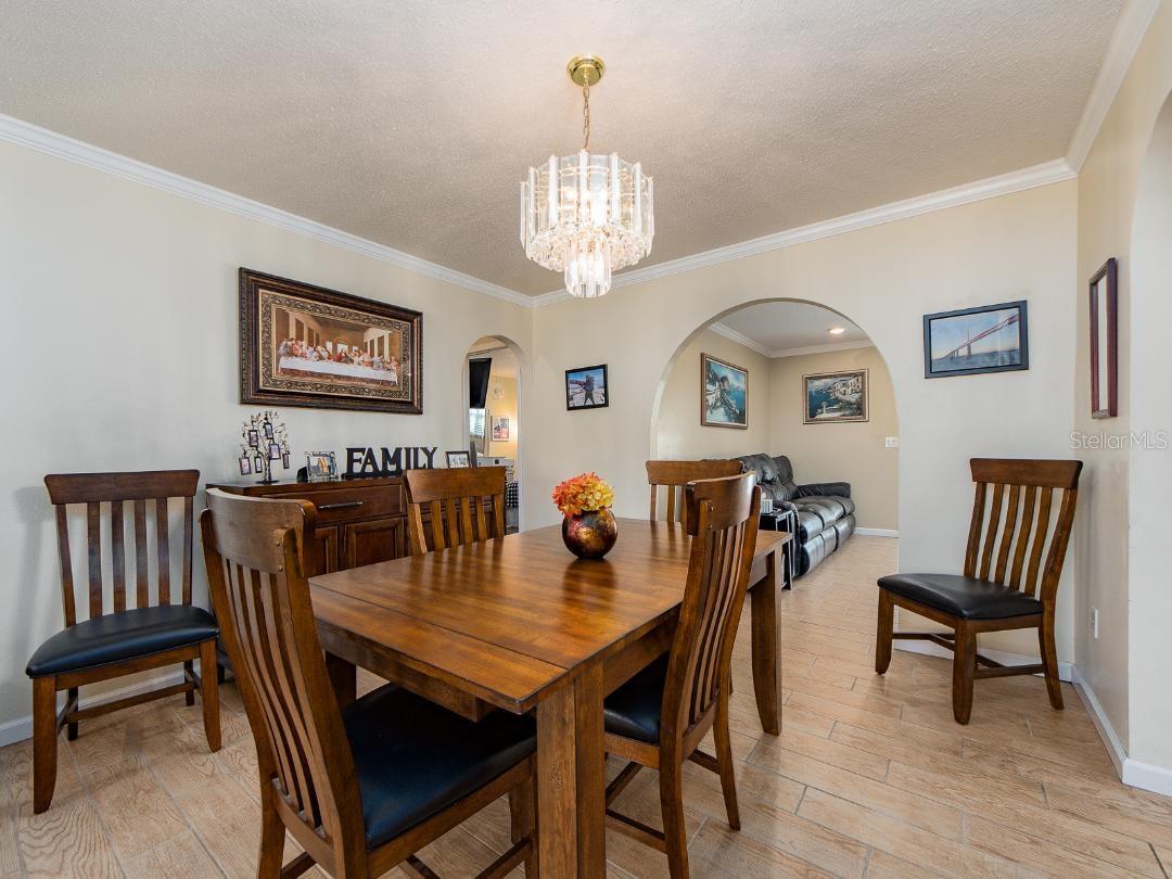 12435 MONARCH CIR, SEMINOLE, FL, 33772