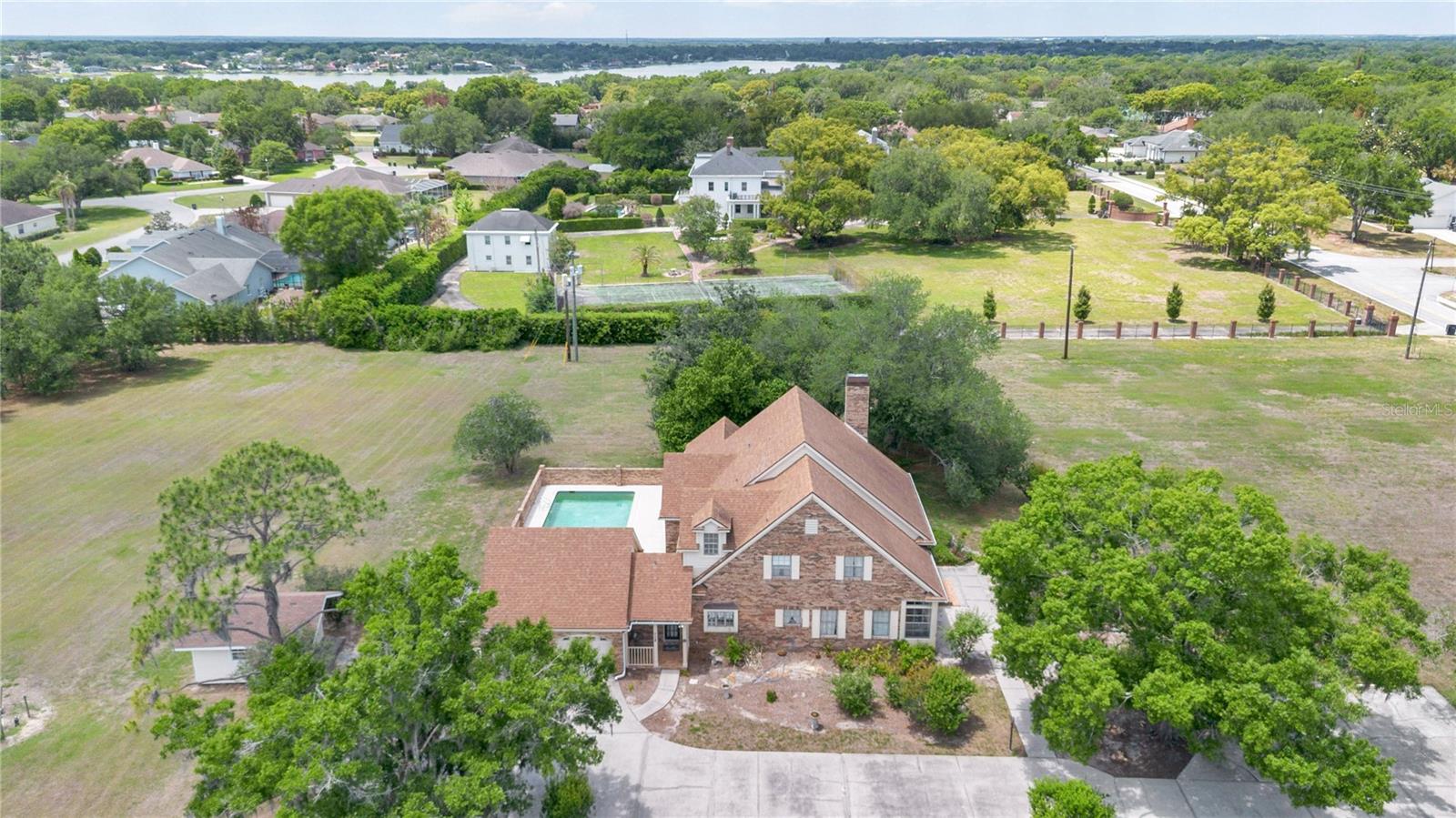 2115 CLUBHOUSE RD, LAKELAND, FL, 33813