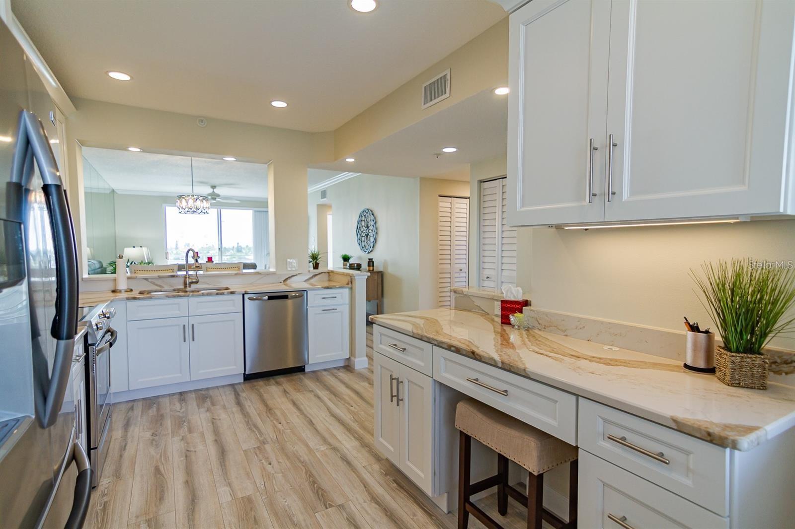 7974 SAILBOAT KEY BLVD S #402, SOUTH PASADENA, FL, 33707