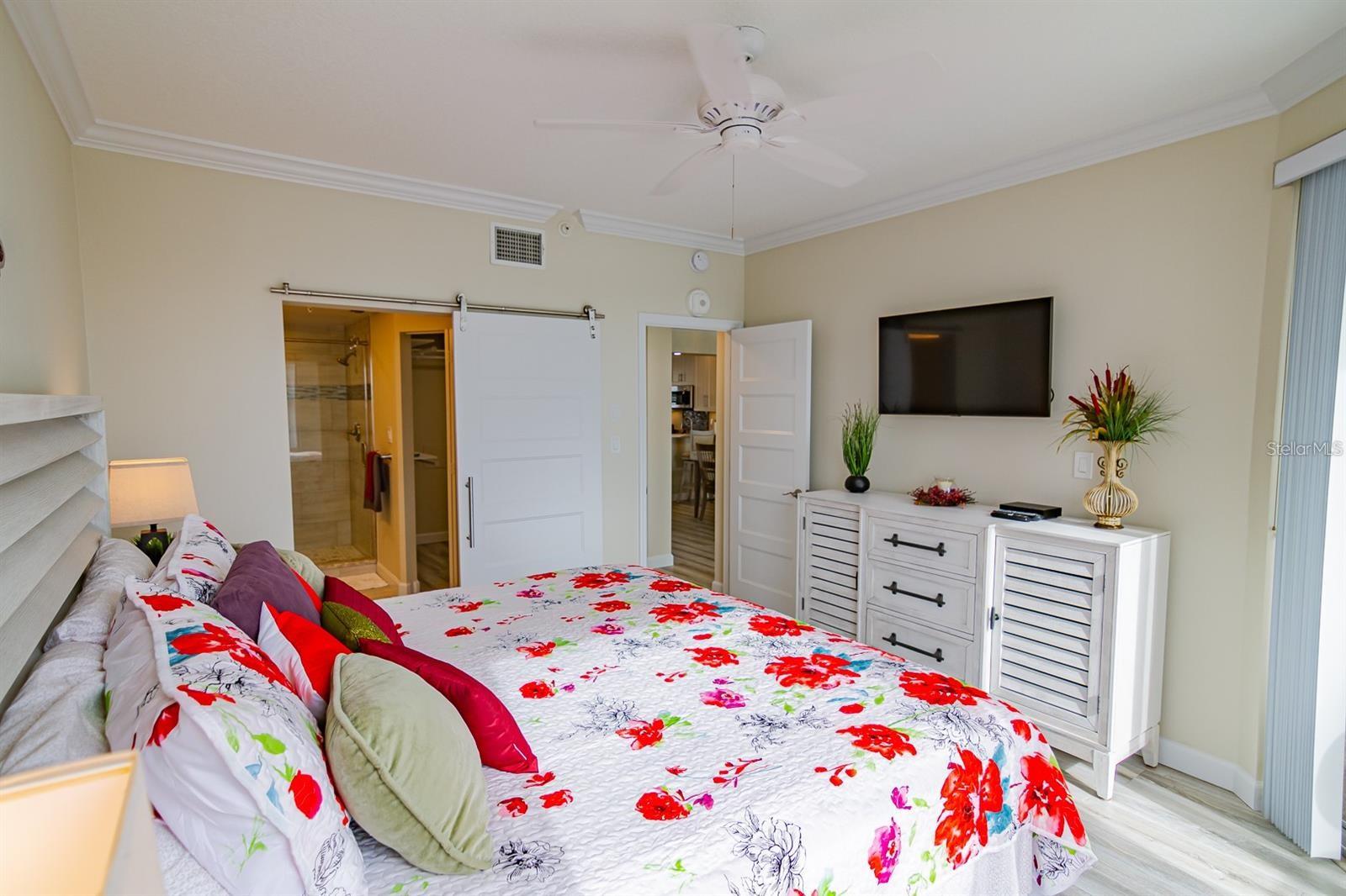 7974 SAILBOAT KEY BLVD S #402, SOUTH PASADENA, FL, 33707