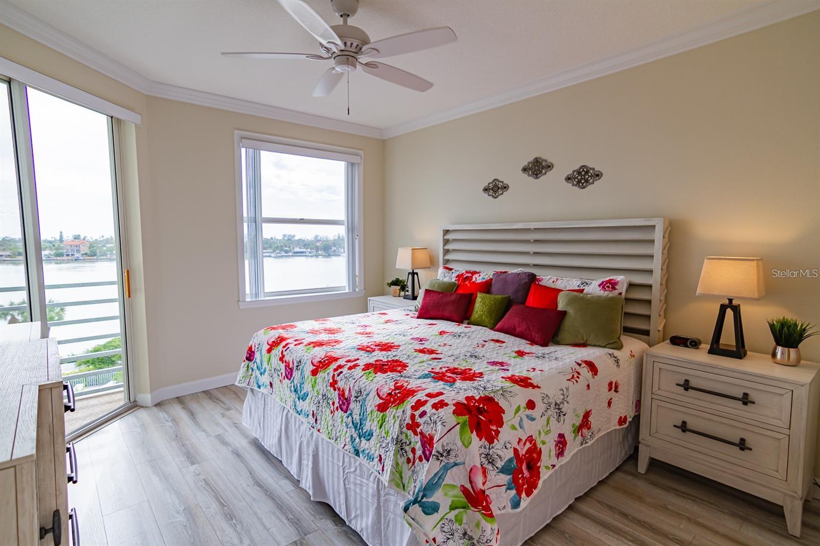 7974 SAILBOAT KEY BLVD S #402, SOUTH PASADENA, FL, 33707