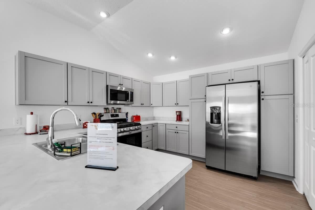 722 JOSEPH WAY, THE VILLAGES, FL, 34762