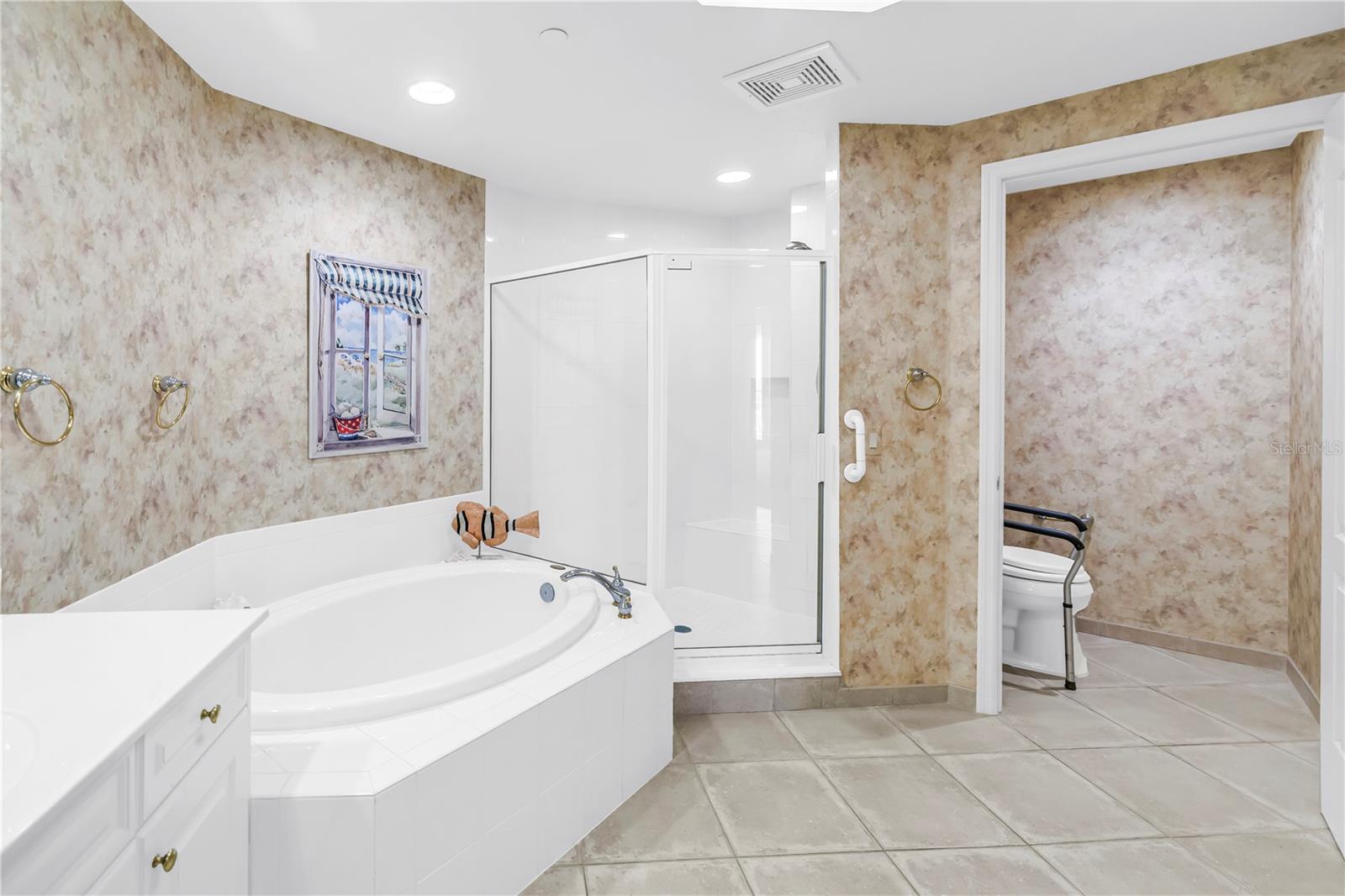 100 BEACH DR NE #702, ST PETERSBURG, FL, 33701