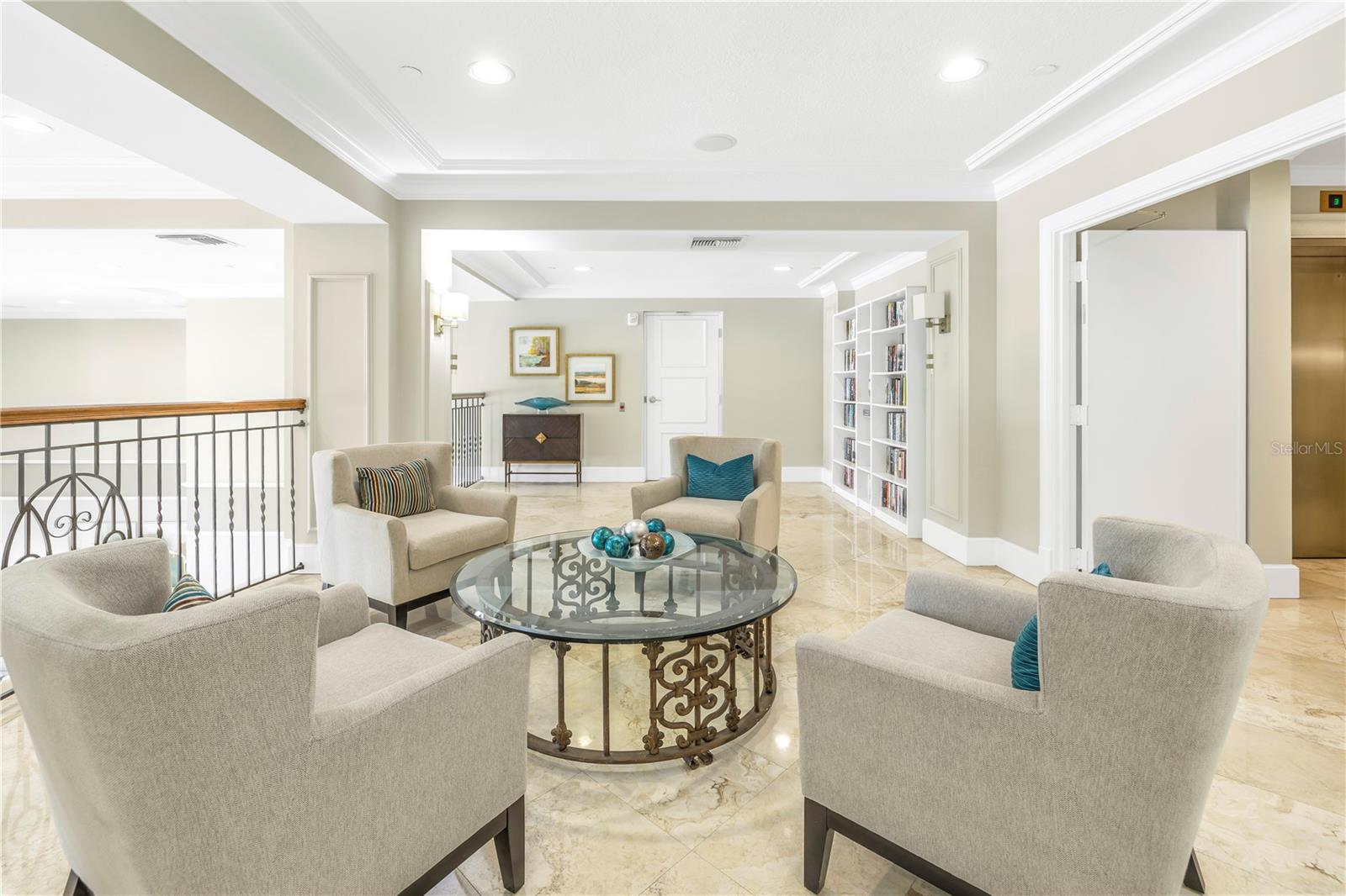 100 BEACH DR NE #702, ST PETERSBURG, FL, 33701