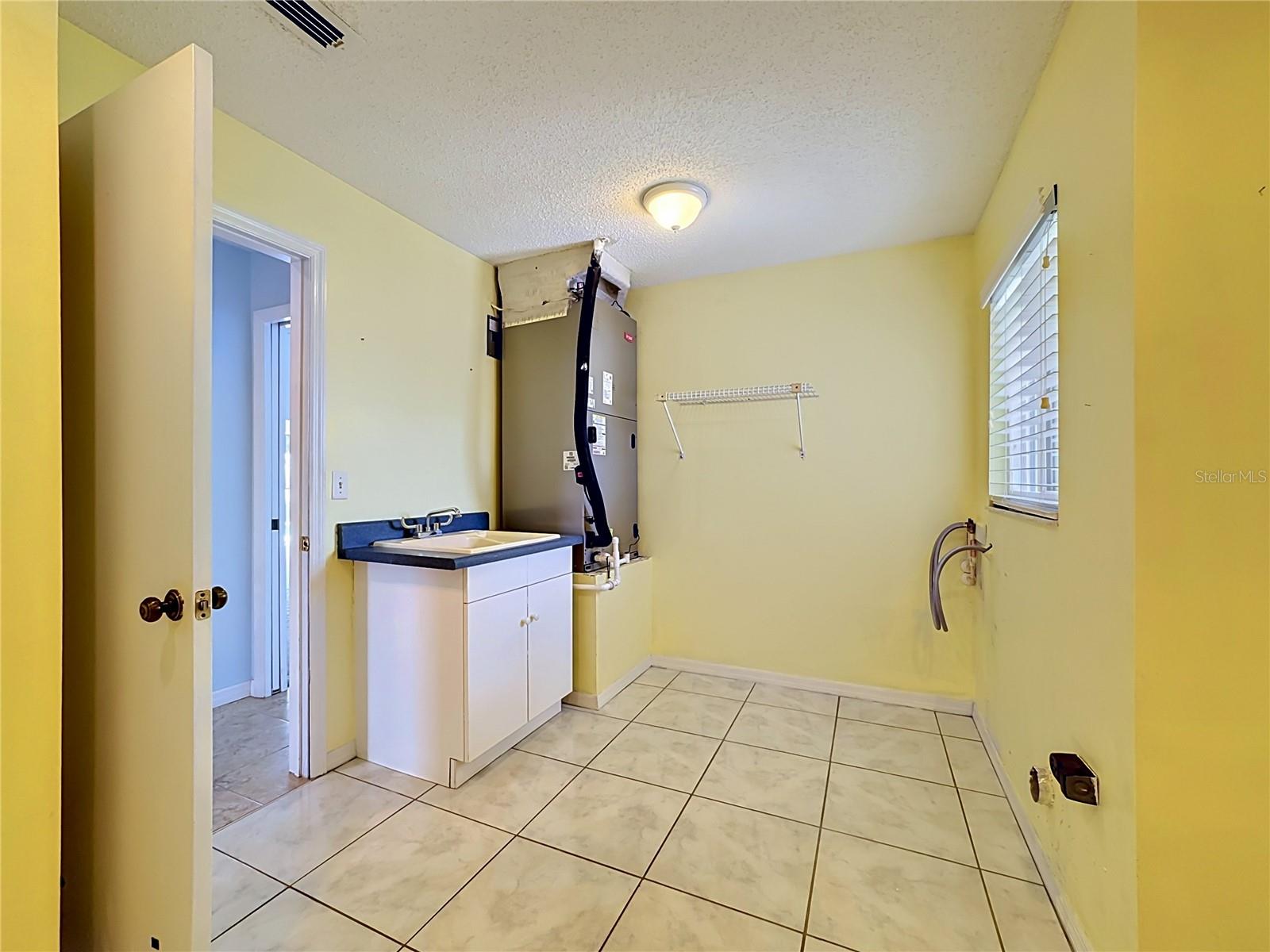 2007 WEDGE CT, SUN CITY CENTER, FL, 33573