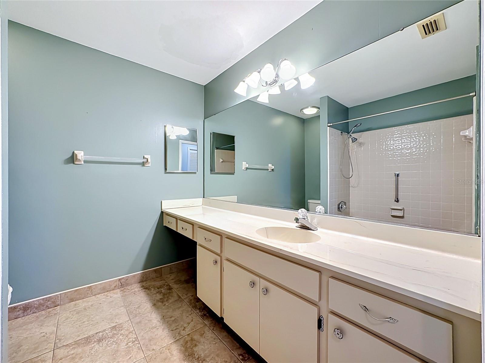 2007 WEDGE CT, SUN CITY CENTER, FL, 33573
