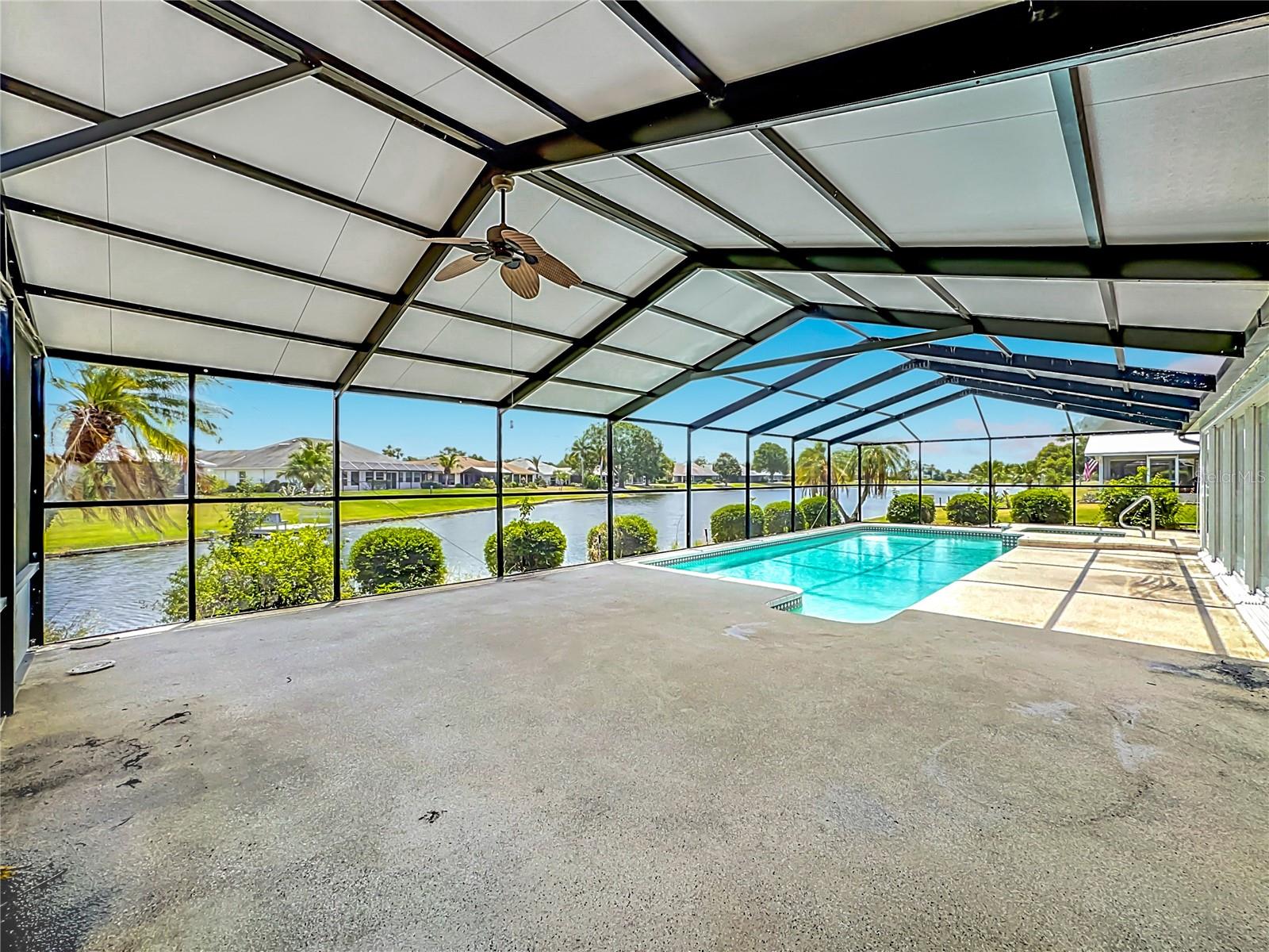 2007 WEDGE CT, SUN CITY CENTER, FL, 33573