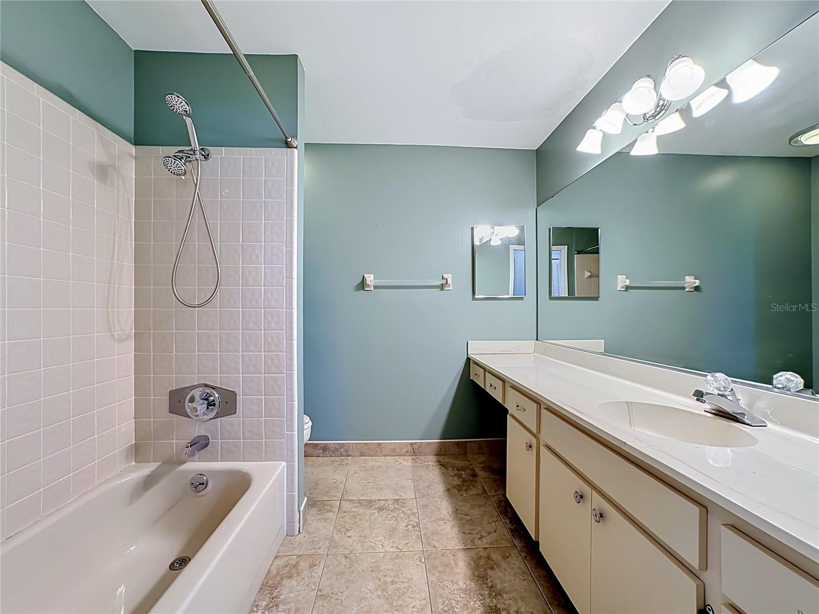 2007 WEDGE CT, SUN CITY CENTER, FL, 33573