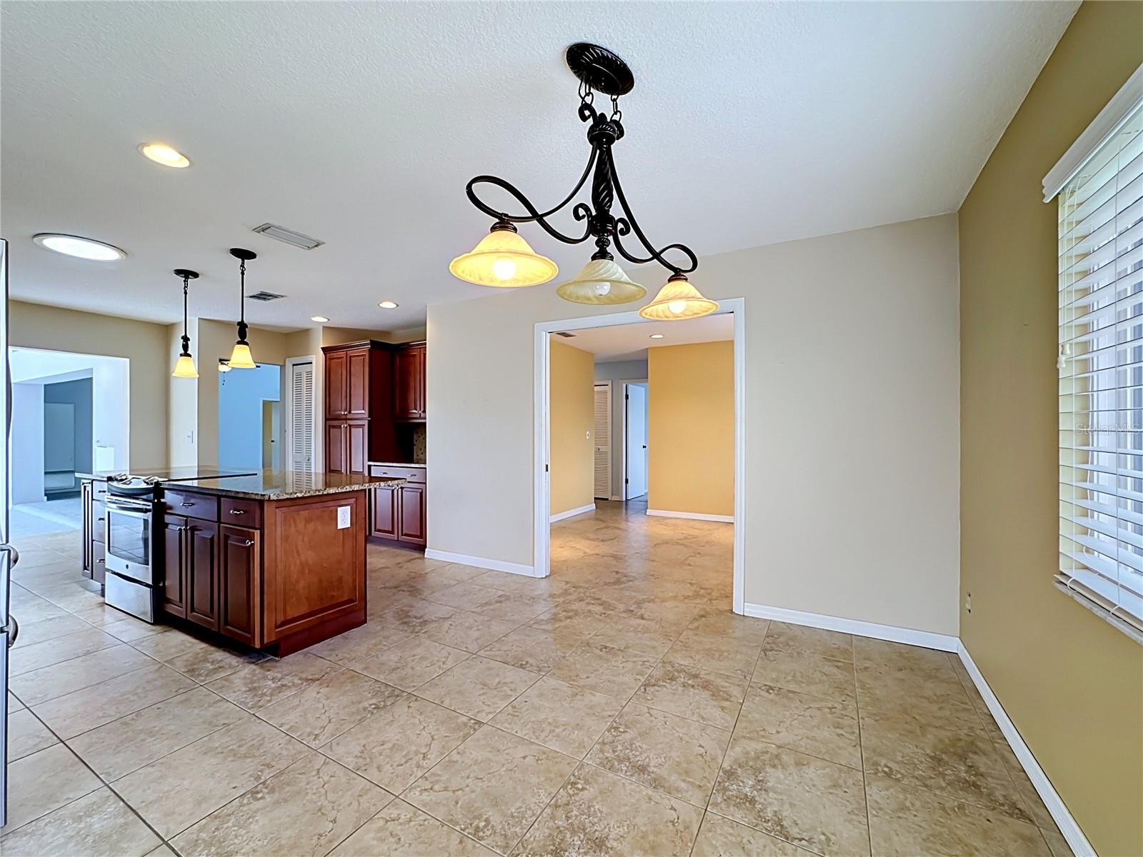 2007 WEDGE CT, SUN CITY CENTER, FL, 33573