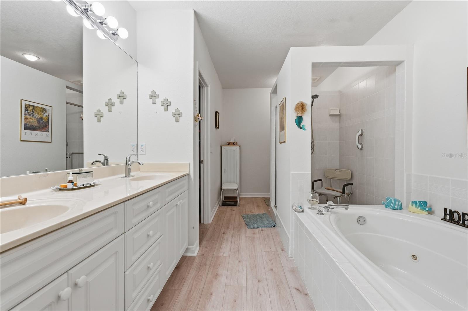 545 PINELLAS BAYWAY S #302, ST PETERSBURG, FL, 33715