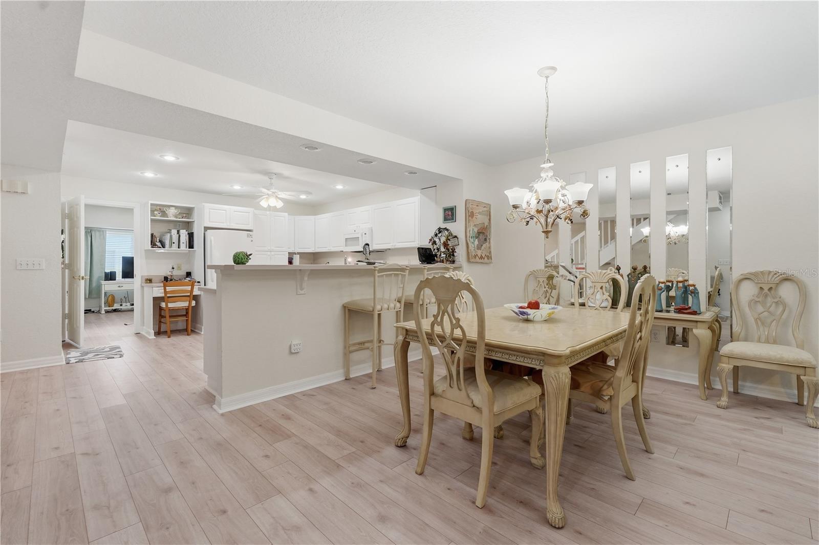 545 PINELLAS BAYWAY S #302, ST PETERSBURG, FL, 33715