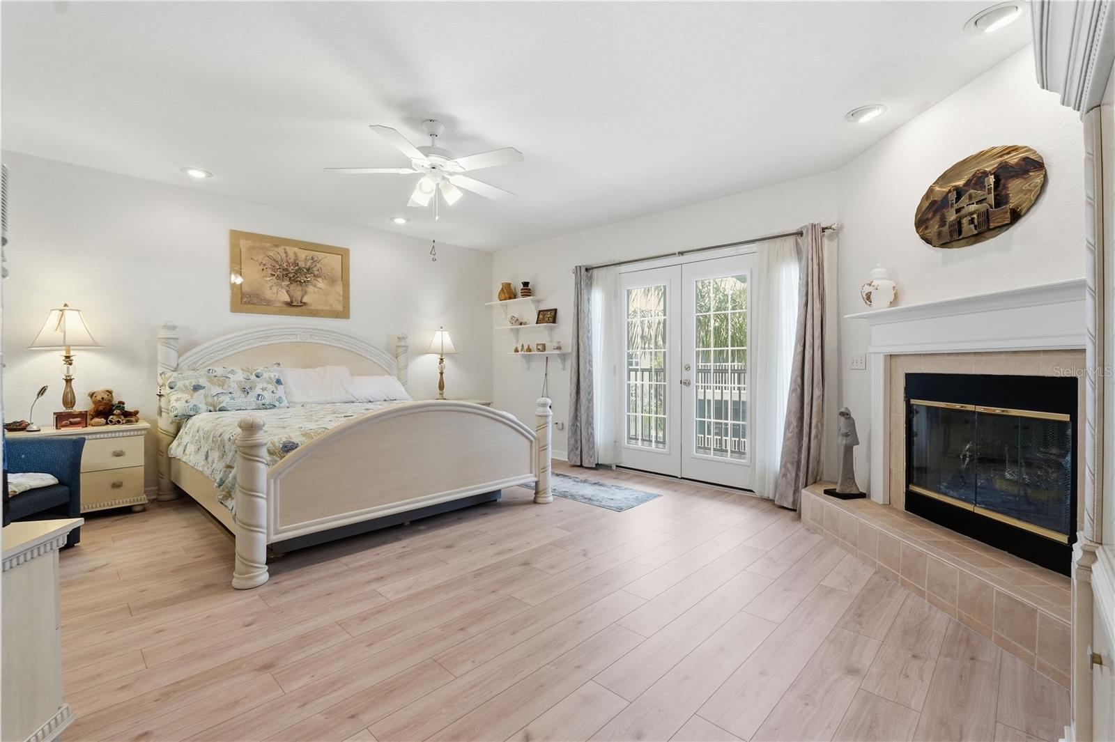 545 PINELLAS BAYWAY S #302, ST PETERSBURG, FL, 33715