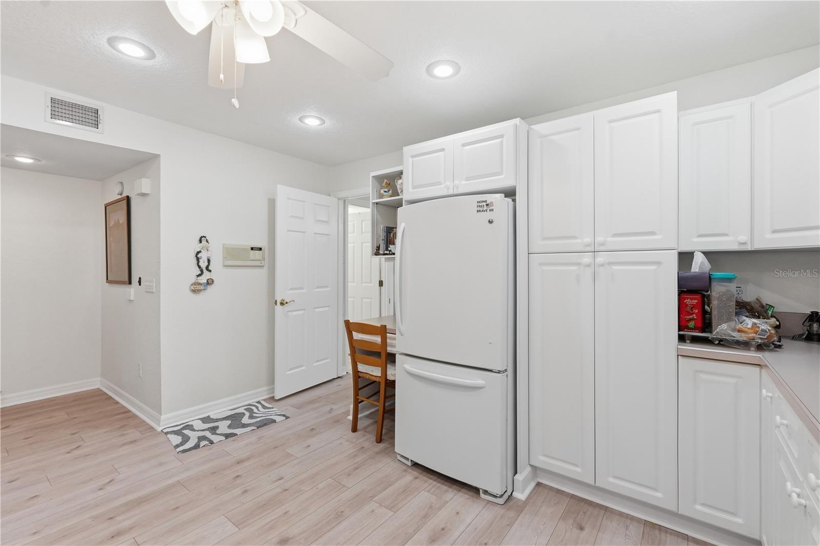 545 PINELLAS BAYWAY S #302, ST PETERSBURG, FL, 33715