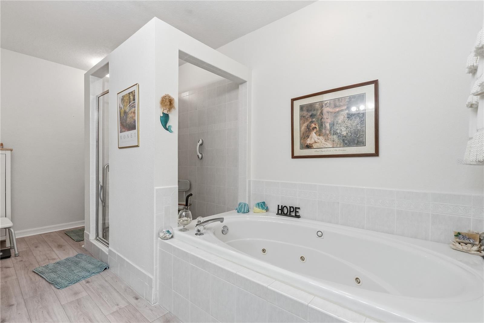 545 PINELLAS BAYWAY S #302, ST PETERSBURG, FL, 33715
